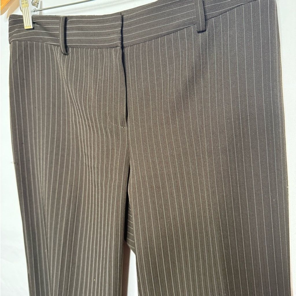Elie Tahari NWOT Tahari brown pinstripe pants blazer wide leg suit set 4 Size 27" / US 4 / IT 40 - 8 Thumbnail