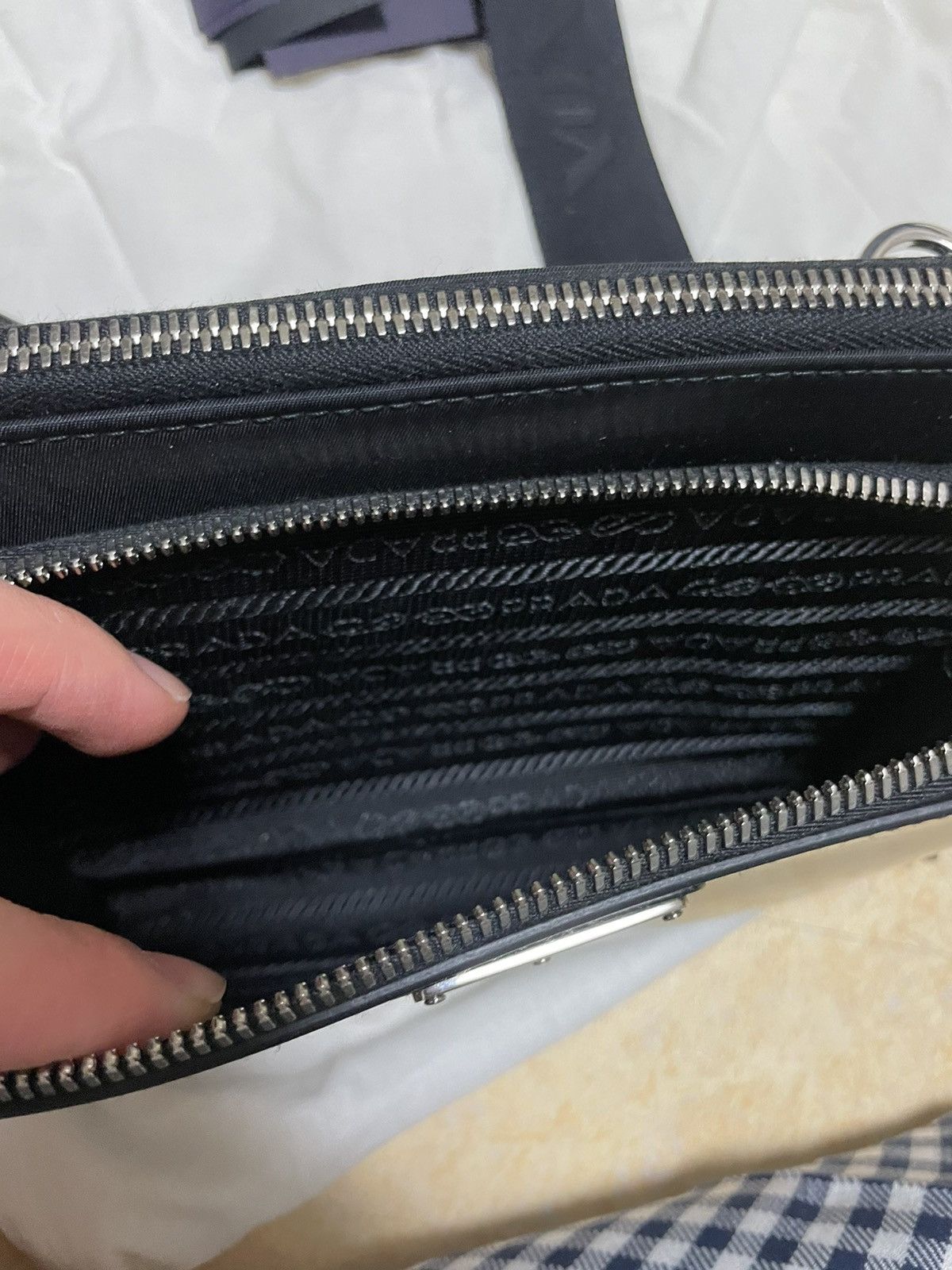 Prada Prada Re-Nylon cross bag Size ONE SIZE - 6 Thumbnail