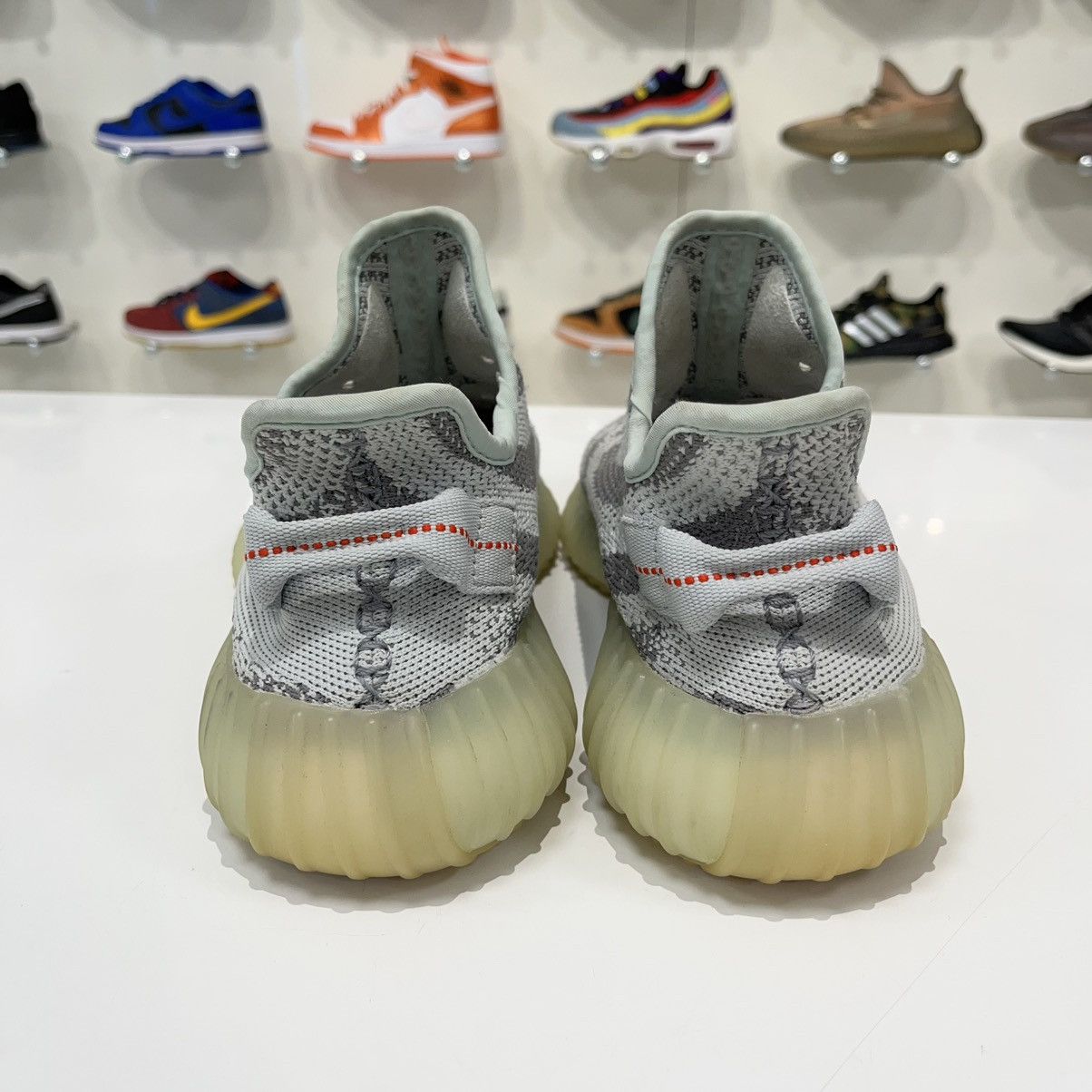 Adidas Adidas Yeezy Boost 350 V2 Blue Tint Size US 7.5 / EU 40-41 - 3 Thumbnail