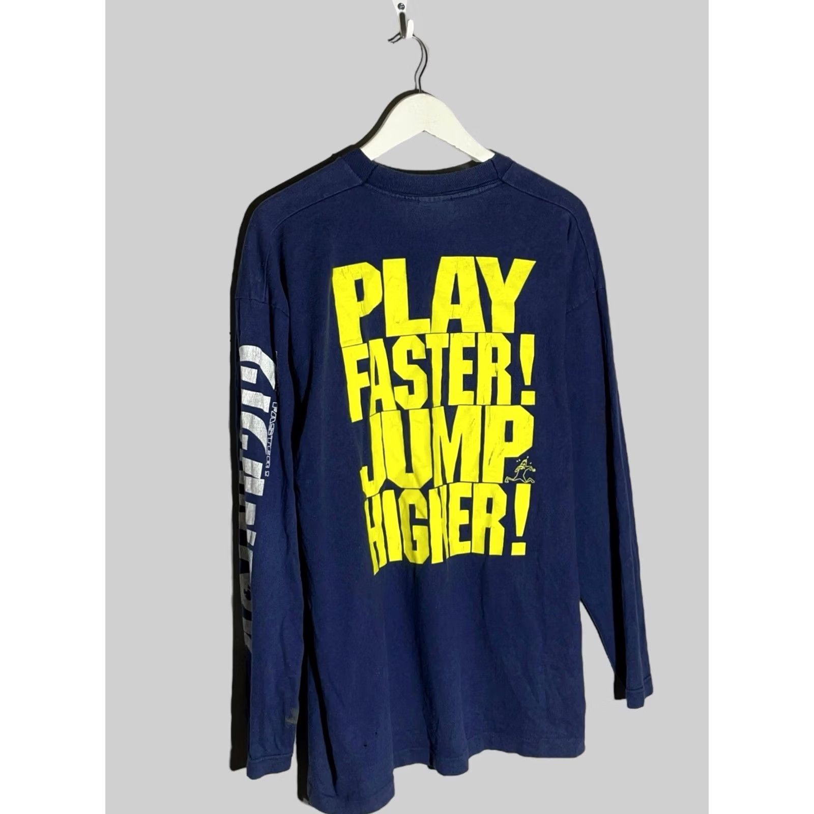 Vintage Gigantor Vintage Screen Stars Long Sleeve Shirt XL Blue 90s Mens T-Shirt Graphic Print Size US XL / EU 56 / 4 - 7 Thumbnail