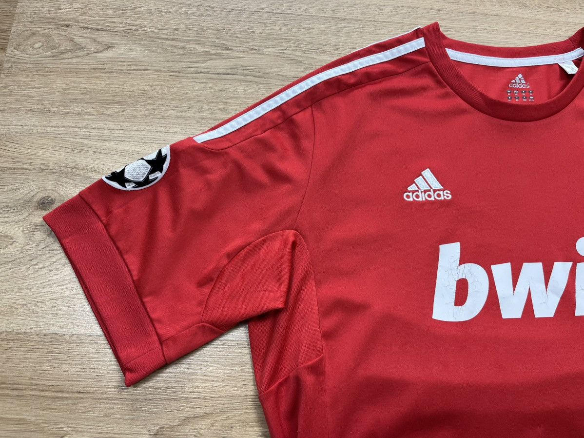 Adidas Adidas Real Madrid 2011-12 Third Kit Red T-Shirt Jersey Size US XL / EU 56 / 4 - 3 Thumbnail