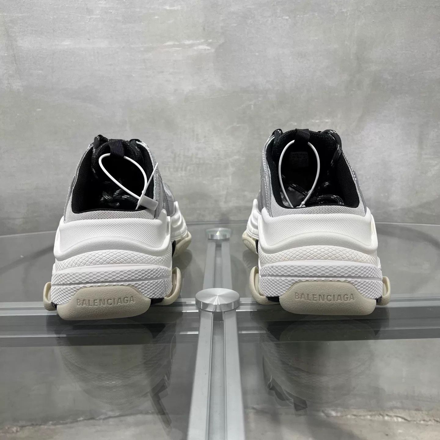 Balenciaga BLCG Silver Women's Slide Dad Sneakers 37 Size US 7 / IT 37 - 6 Thumbnail