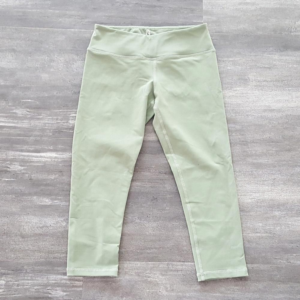 Designer Olive Buff Bunny Fitted Athletic Capri Size 28" / US 6 / IT 42 - 1 Thumbnail