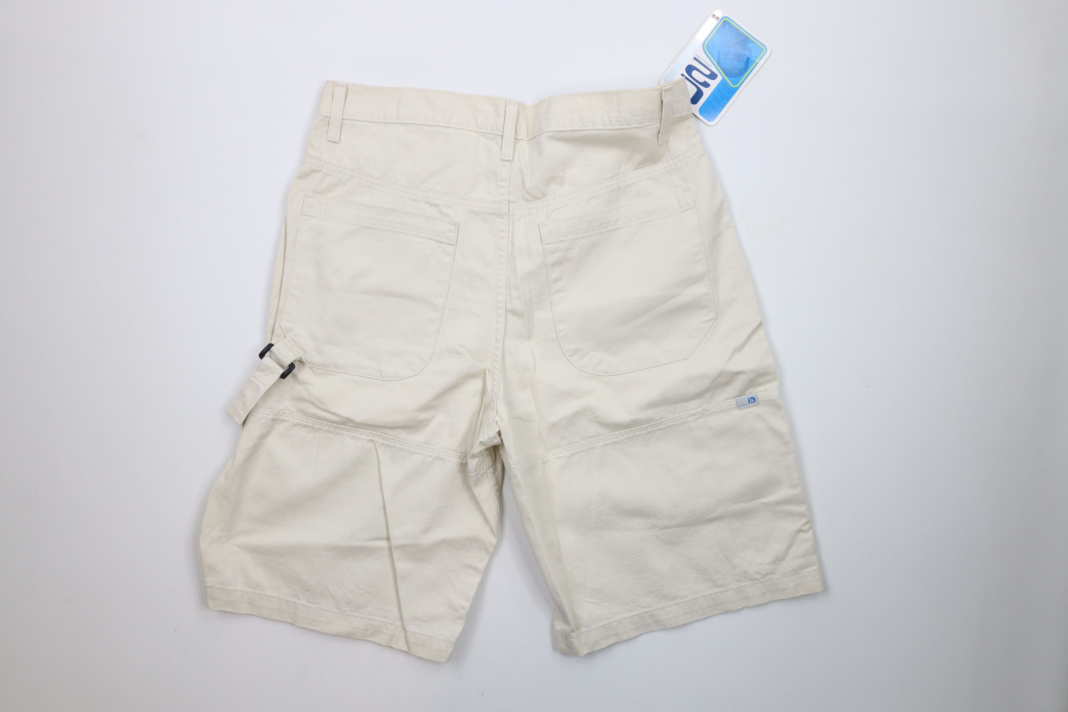Levi's × Vintage Deadstock Vintage Y2K 2000 Levis L2 Shorts Beige Cotton Size US 34 / EU 50 - 8 Thumbnail