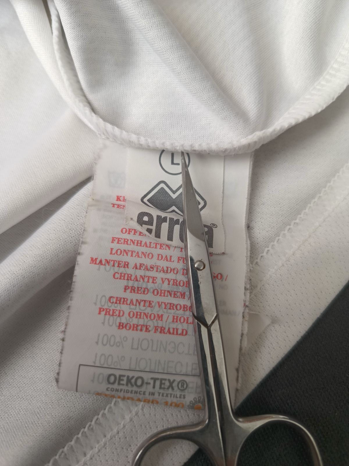 Errea Port Vale Jersea Home football shirt 2017 - 2018 Size US L / EU 52-54 / 3 - 2 Thumbnail