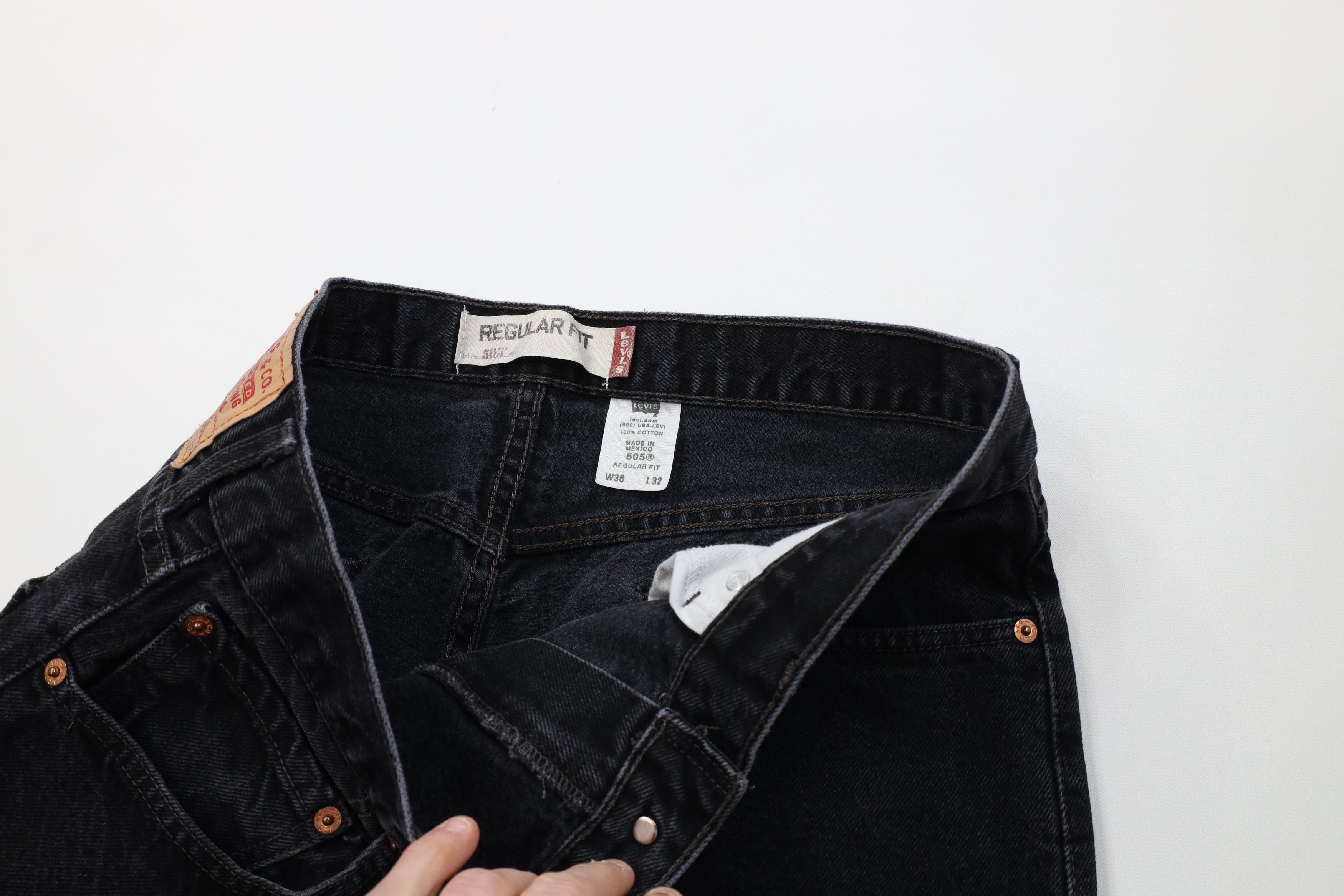 Levi's Vintage Y2K Levis 505 Regular Straight Leg Denim Jeans Black Size US 36 / EU 52 - 8 Thumbnail