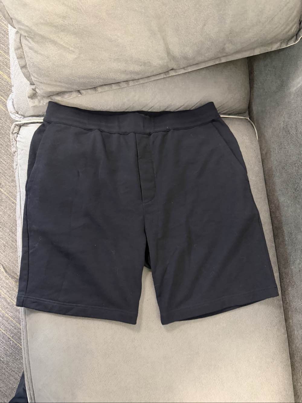 Prada Prada Logo Patch Sweatshorts Size XXL Size US 38 / EU 54 - 1 Thumbnail