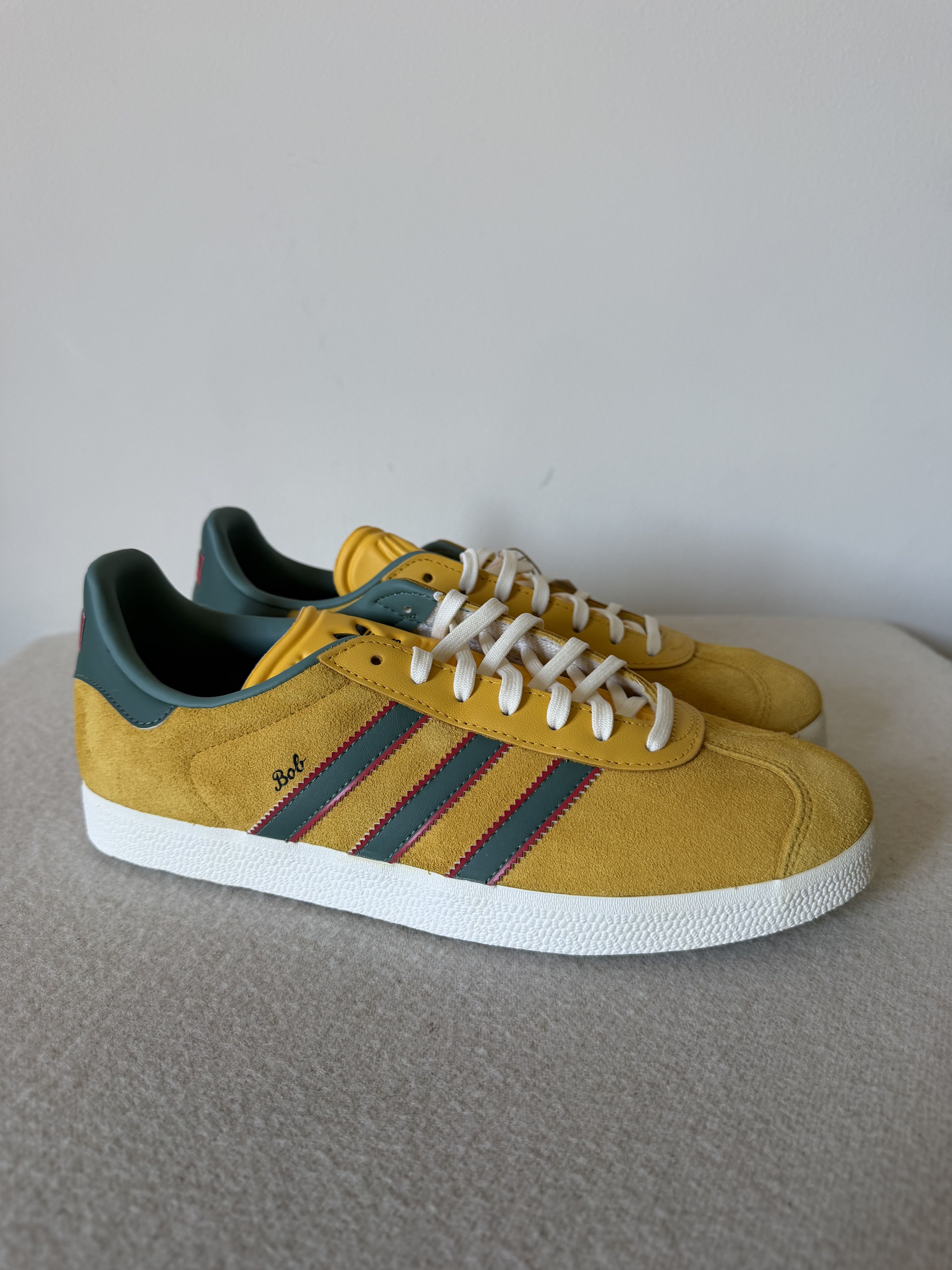 Adidas × Bob Marley Adidas Bob Marley Gazelle in Gold Size US 10 / EU 43 - 1 Thumbnail