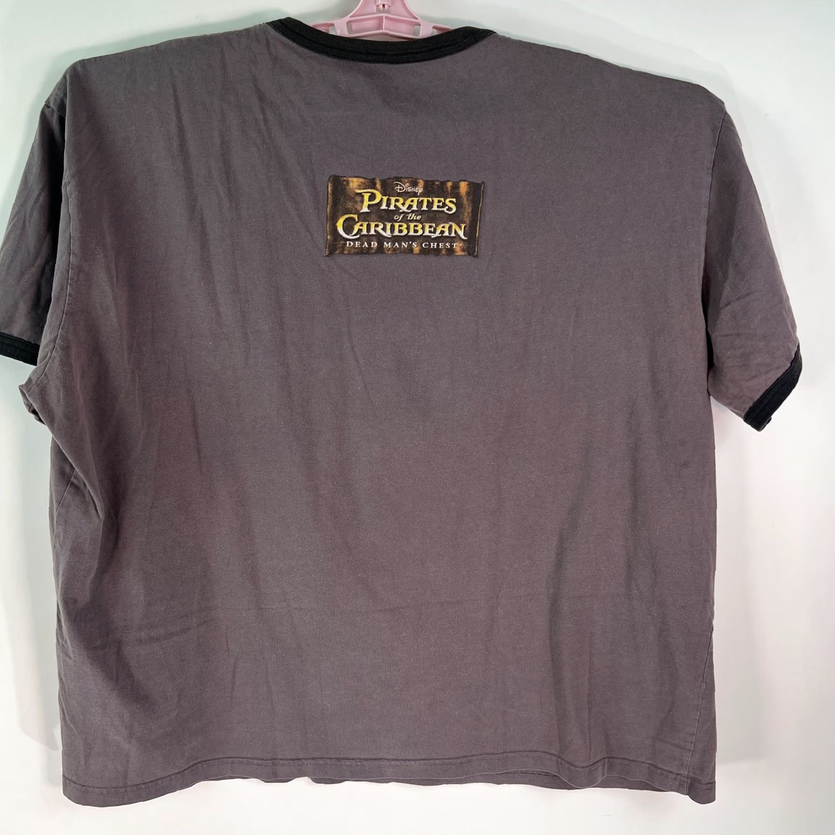 Disney VINTAGE Pirates Of The Caribbean Dead Man's Chest Disney Mens Gray Promo T Shirt 2XL Graphic Crew Neck Short Sleeve Cotton Blend 90s Theme Mens Size US XXL / EU 58 / 5 - 3 Thumbnail