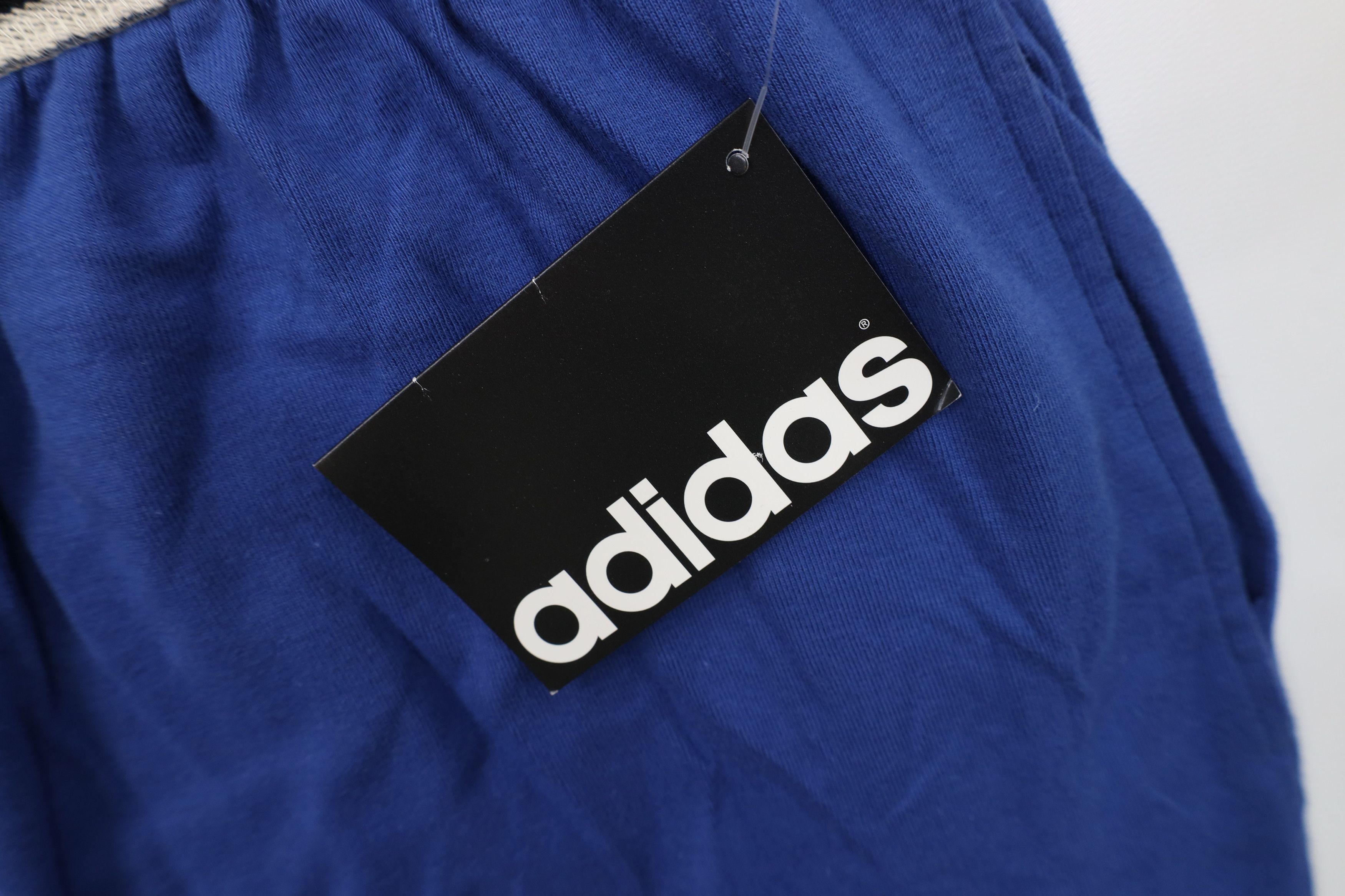 Adidas Deadstock Vintage 90s Adidas Above Knee Shorts Royal Blue Size US 36 / EU 52 - 6 Thumbnail