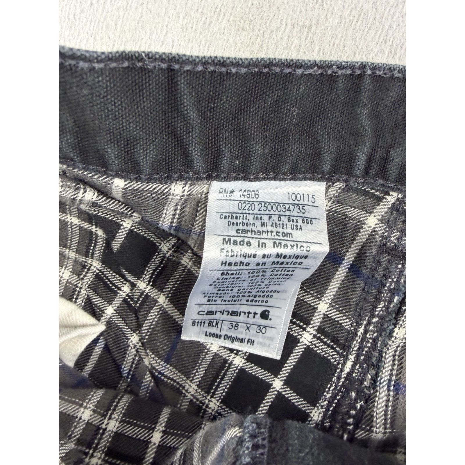Carhartt Carhartt B111 Black 38x30 Mens Flannel Lined Carpenter Pants Workwear 5-Pocket Design Straight Leg Cotton Canvas Denim? (Note: can't invent material) Size US 38 / EU 54 - 6 Thumbnail