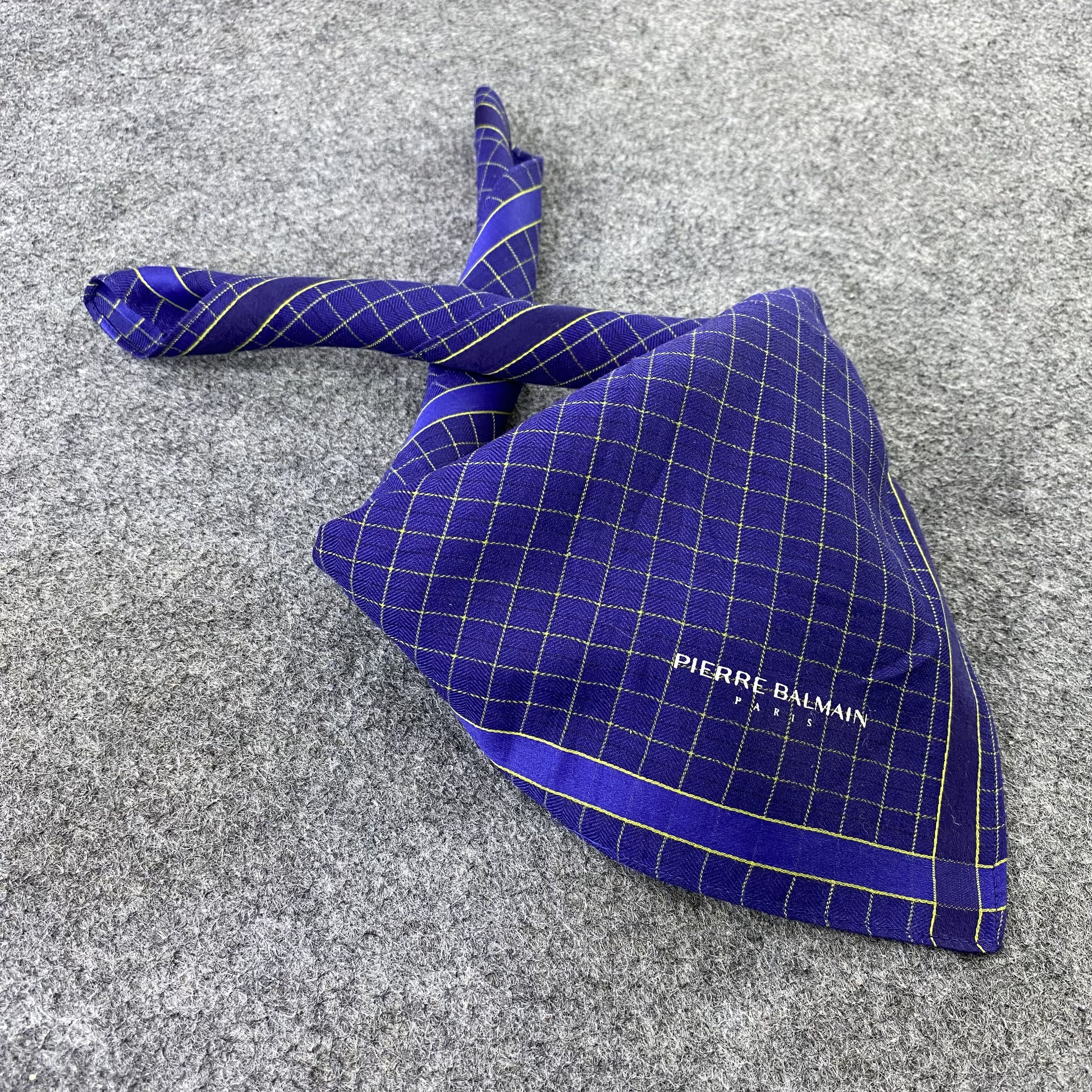 Pierre Balmain Pierre Balmain Handkerchief / Bandana / Neckerchief -B820 Size ONE SIZE - 1 Thumbnail