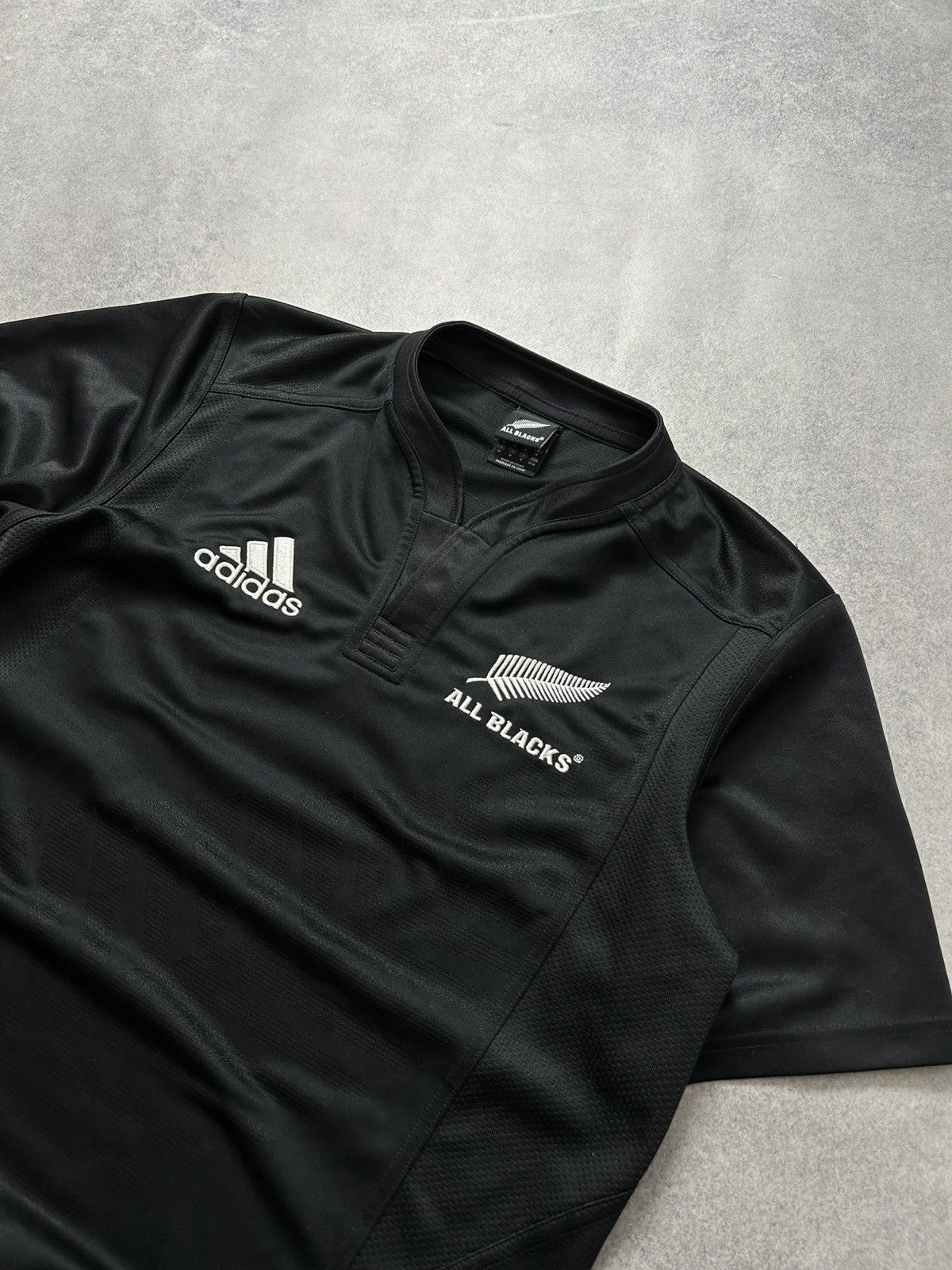 Adidas Vintage Adidas X All blacks rugby jersey mens size M Size US M / EU 48-50 / 2 - 3 Thumbnail