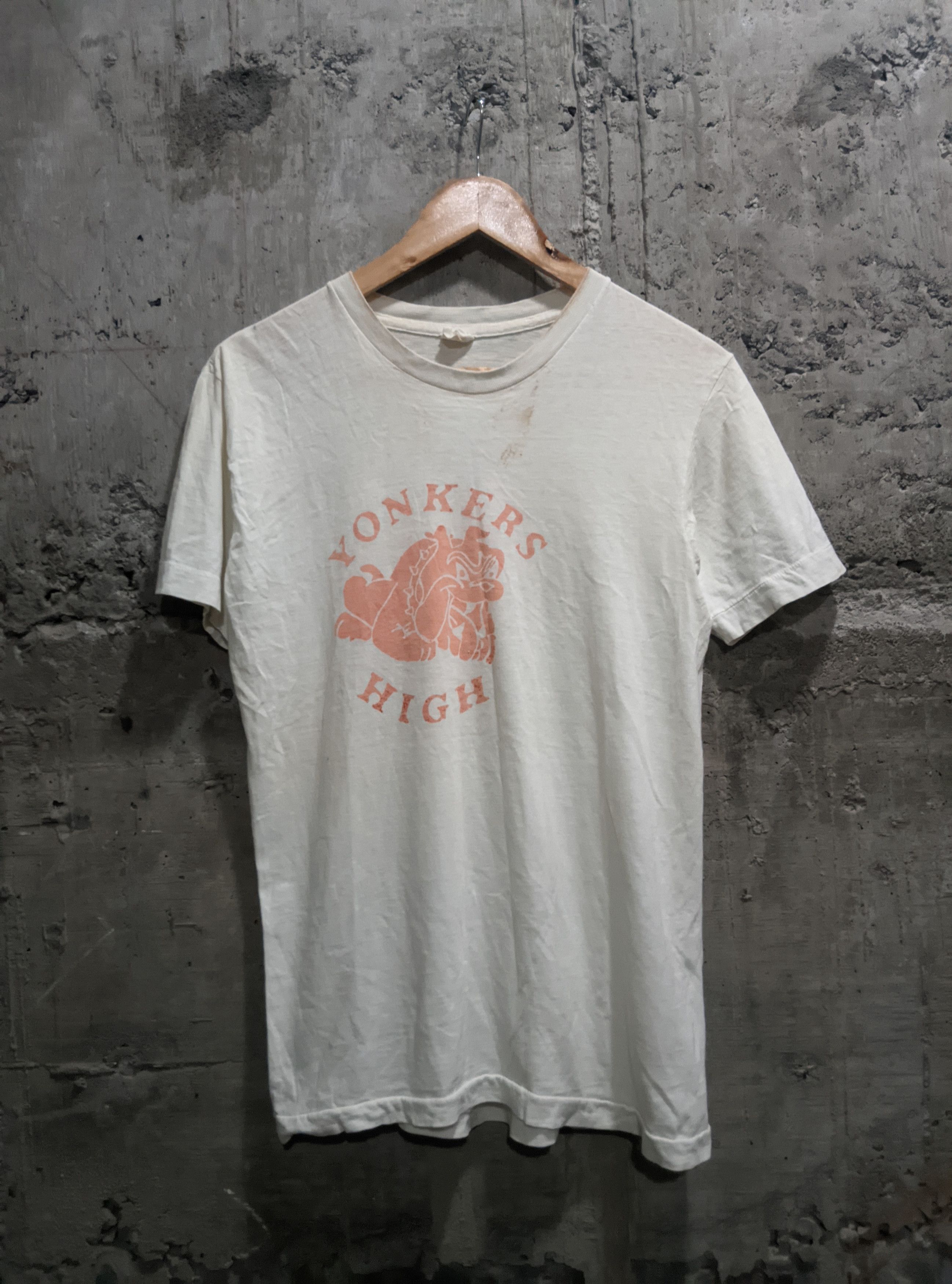 Band Tees Vintage 70s distressed yonkers high erd t shirt Size US L / EU 52-54 / 3 - 1 Thumbnail