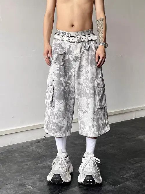 Japanese Brand Retro Hip Hop Multi-Pocket Loose Casual Shorts Size US 32 / EU 48 - 4 Thumbnail