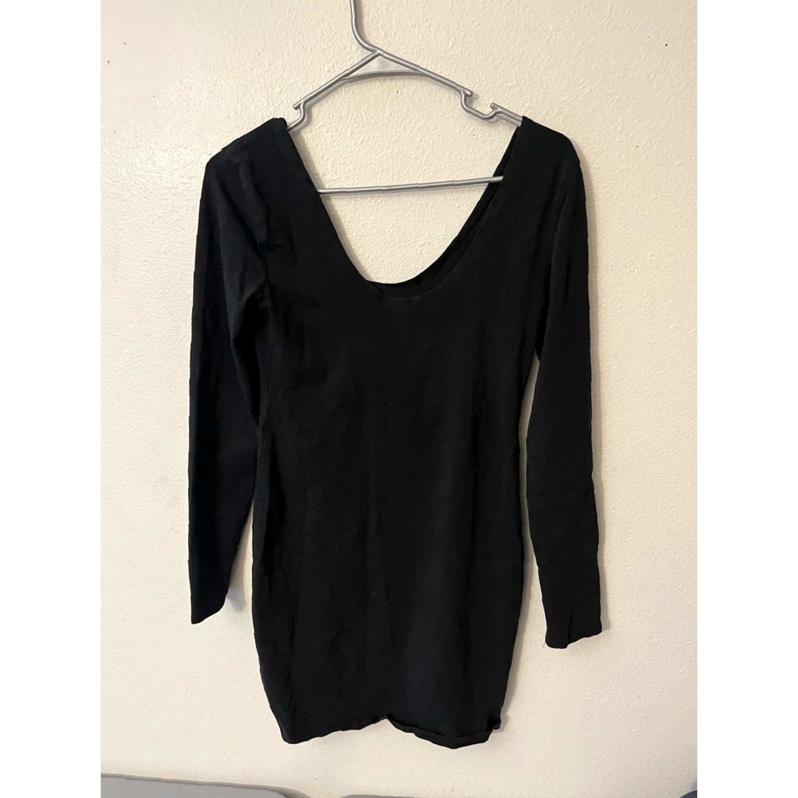 Victoria's Secret VS Victoria's Secret Pink Black Knit Scoop Neck Long Sleeve Mini Dress M Bodycon Party/Cocktail Womens Size M / US 6-8 / IT 42-44 - 2 Thumbnail