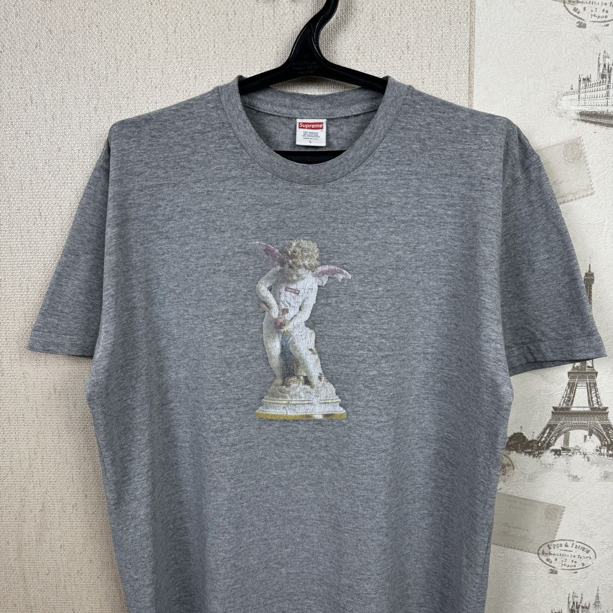 Supreme Supreme T shirt Cupid Tee SS19 Grey L Streetwear Size US L / EU 52-54 / 3 - 13 Thumbnail