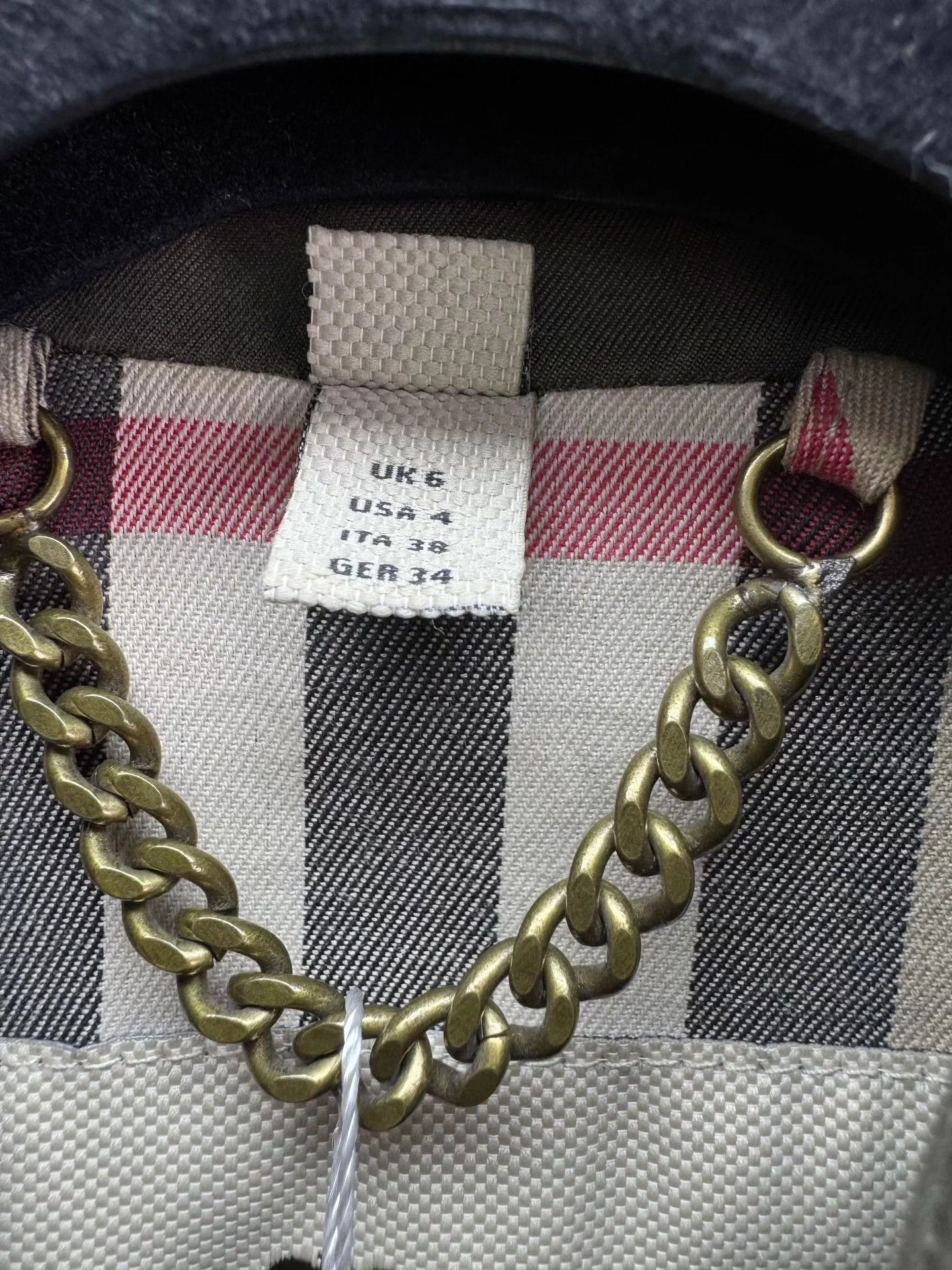 Burberry Burberry Trench Coat UK6 Authentic Worn 2x Size XS / US 0-2 / IT 36-38 - 3 Thumbnail