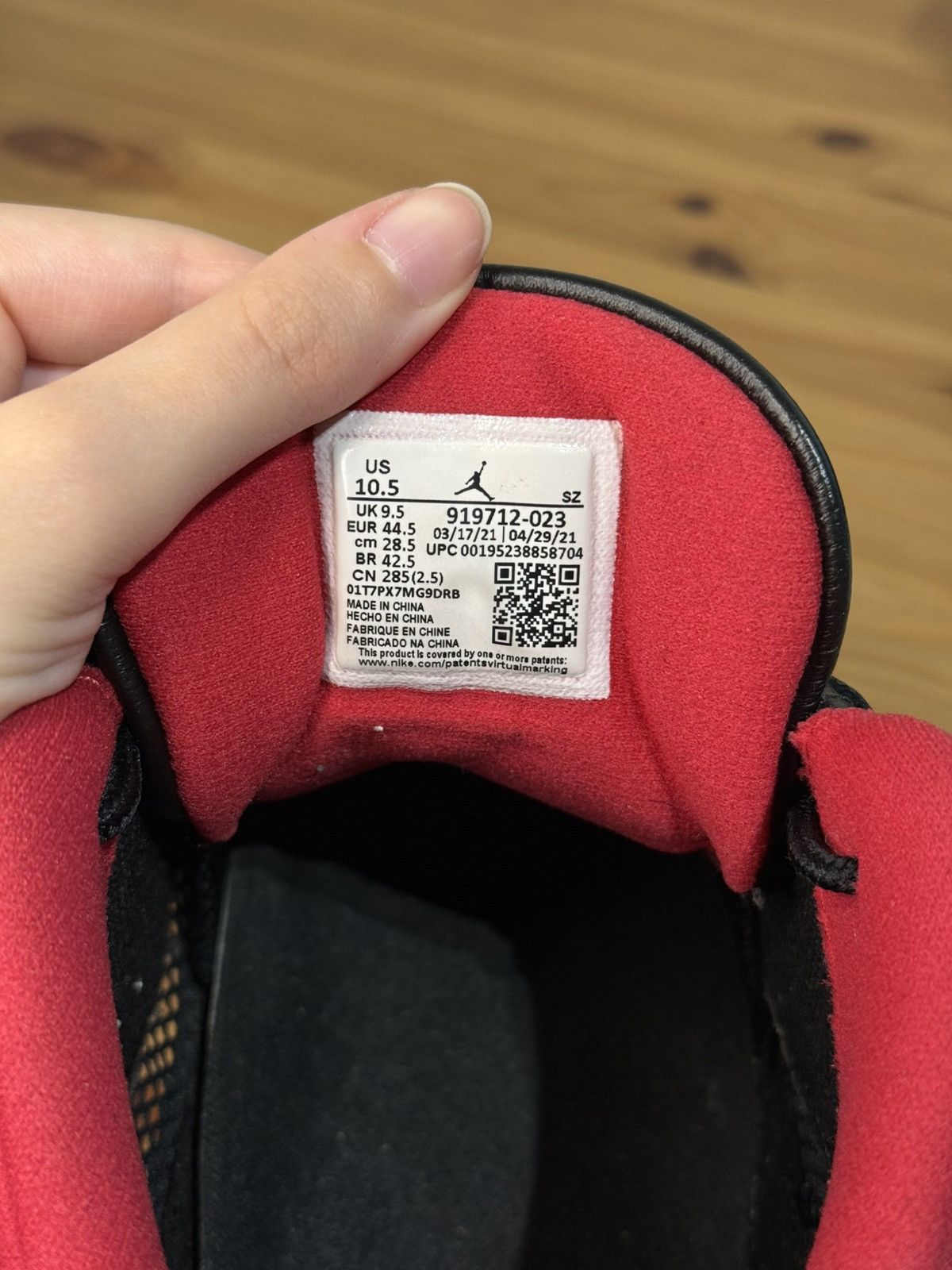 Jordan Brand × Nike Nike Air Jordan 11 Retro Low IE Bred Size US 10.5 / EU 43-44 - 6 Thumbnail