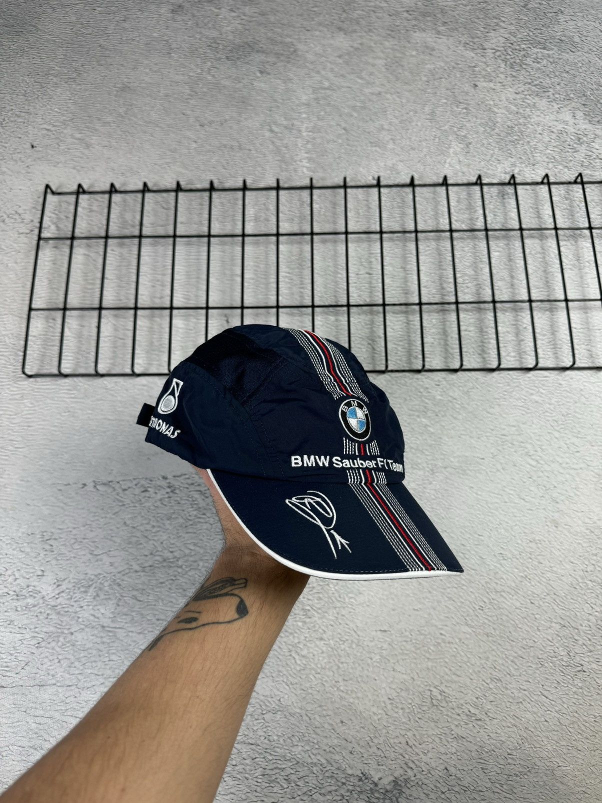 BMW BMW Sauber F1 Team Blue sport hats racing team OS size Size ONE SIZE - 1 Thumbnail