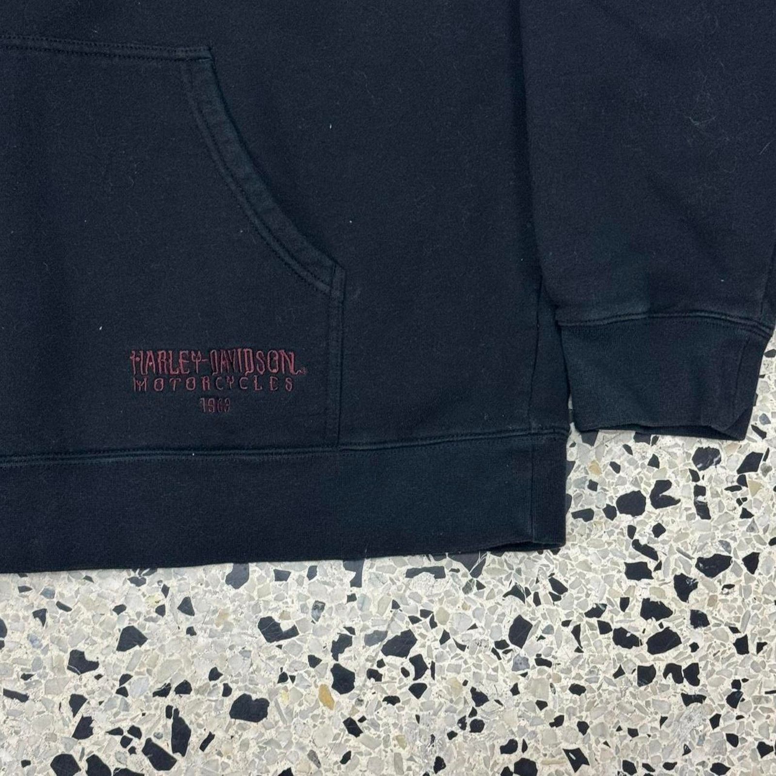 Harley Davidson × Vintage VINTAGE Y2K 2009 HARLEY DAVIDSON CHAIN WINGED SKULL HOODIE: Size US XL / EU 56 / 4 - 6 Thumbnail