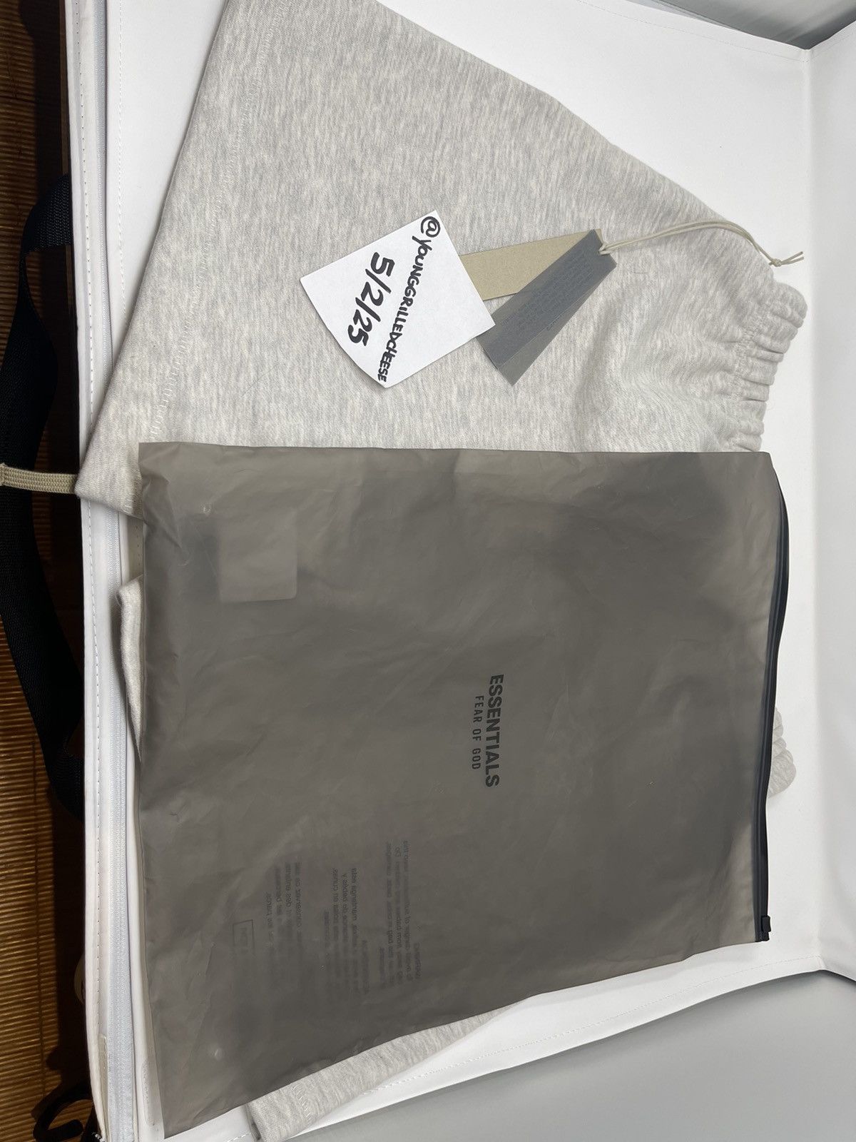 Essentials × Fear of God × NBA New Fear Of God Essentials NBA Heather Grey Size Medium Size US 30 / EU 46 - 13 Thumbnail