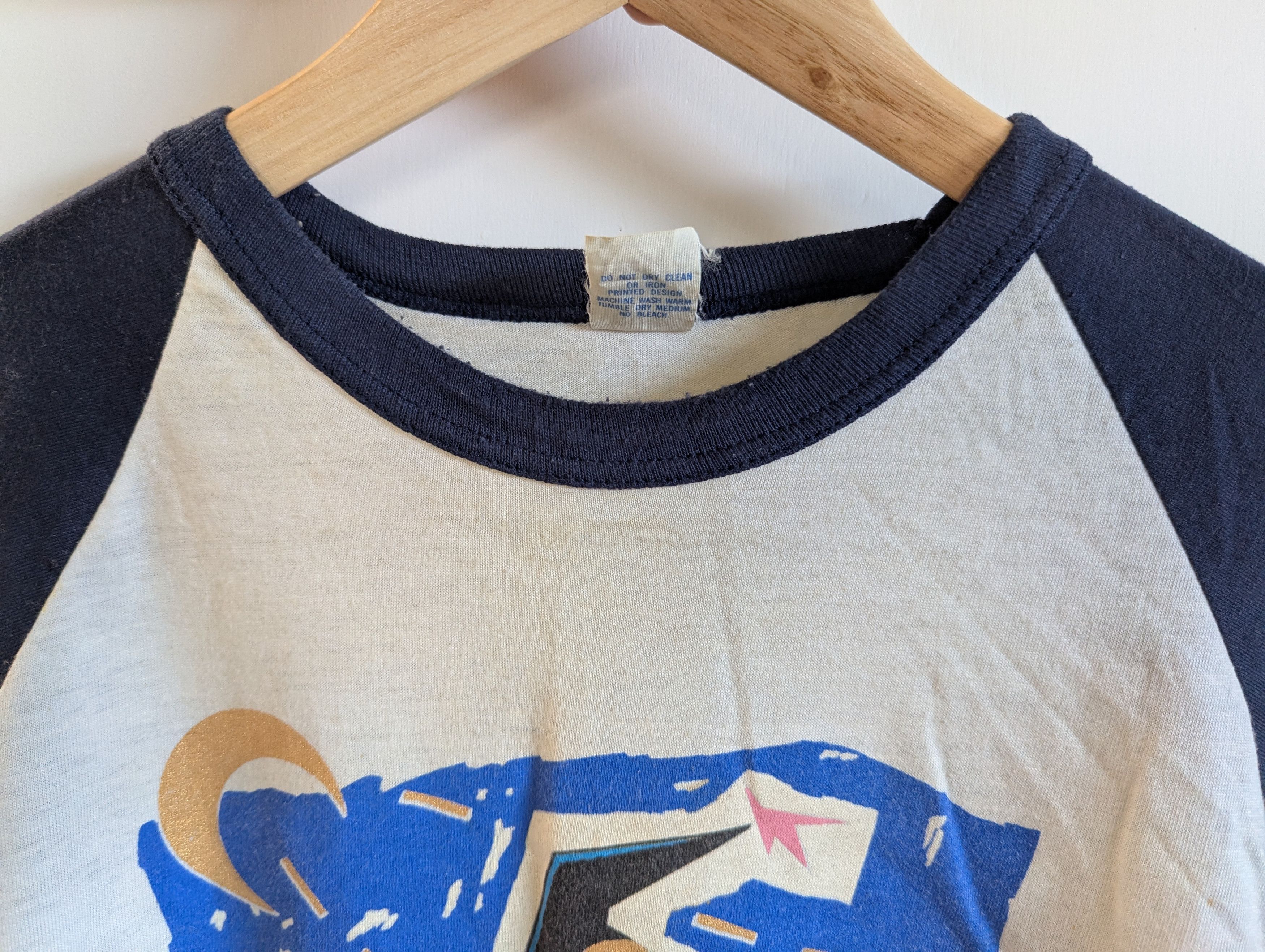 Band Tees VTG 80s DAVID BOWIE SERIOUS MOONLIGHT TOUR 83 RARE tshirt L Size US L / EU 52-54 / 3 - 15 Thumbnail