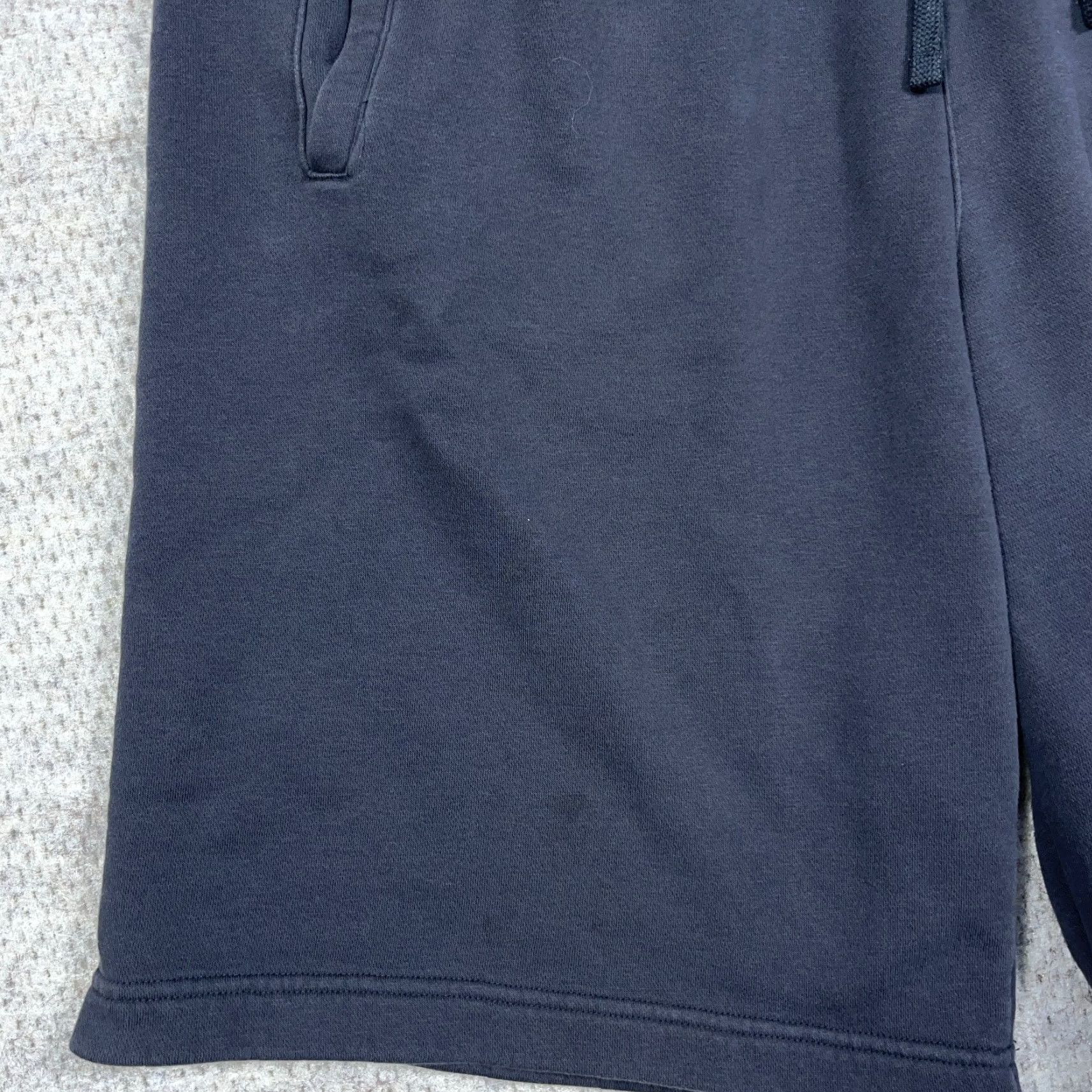 Nike Nike Sweat Shorts Men XL Gray Fleece Basic Retro Gym Training Adult Sweatpants Color Gray Nike Brand Logo Modern Sports 80s? Size US 36 / EU 52 - 5 Thumbnail
