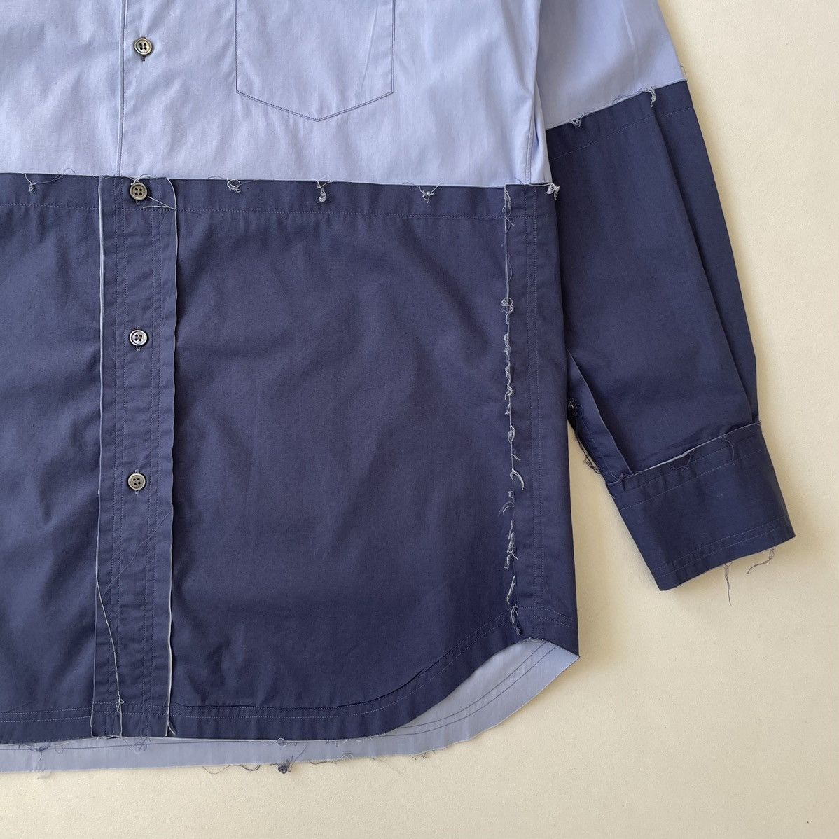 Comme des Garcons ‘Reworked Raw Hem’ Blue Cotton Shirt Size US L / EU 52-54 / 3 - 11 Thumbnail