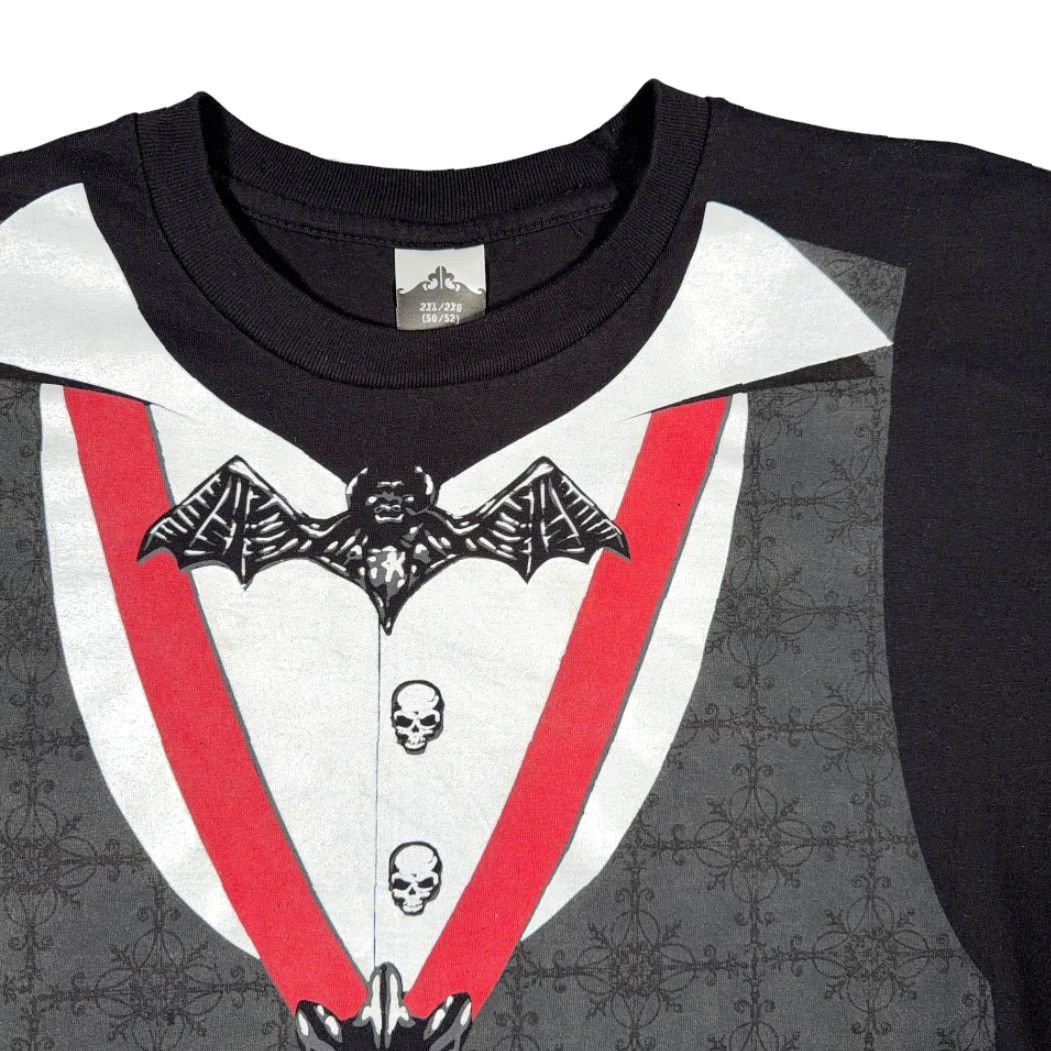 Delta VINTAGE Vampire Shirt Adult 2XL Black Dracula Tuxedo Costume Gothic Skull Bat Medallion Size US XXL / EU 58 / 5 - 2 Thumbnail