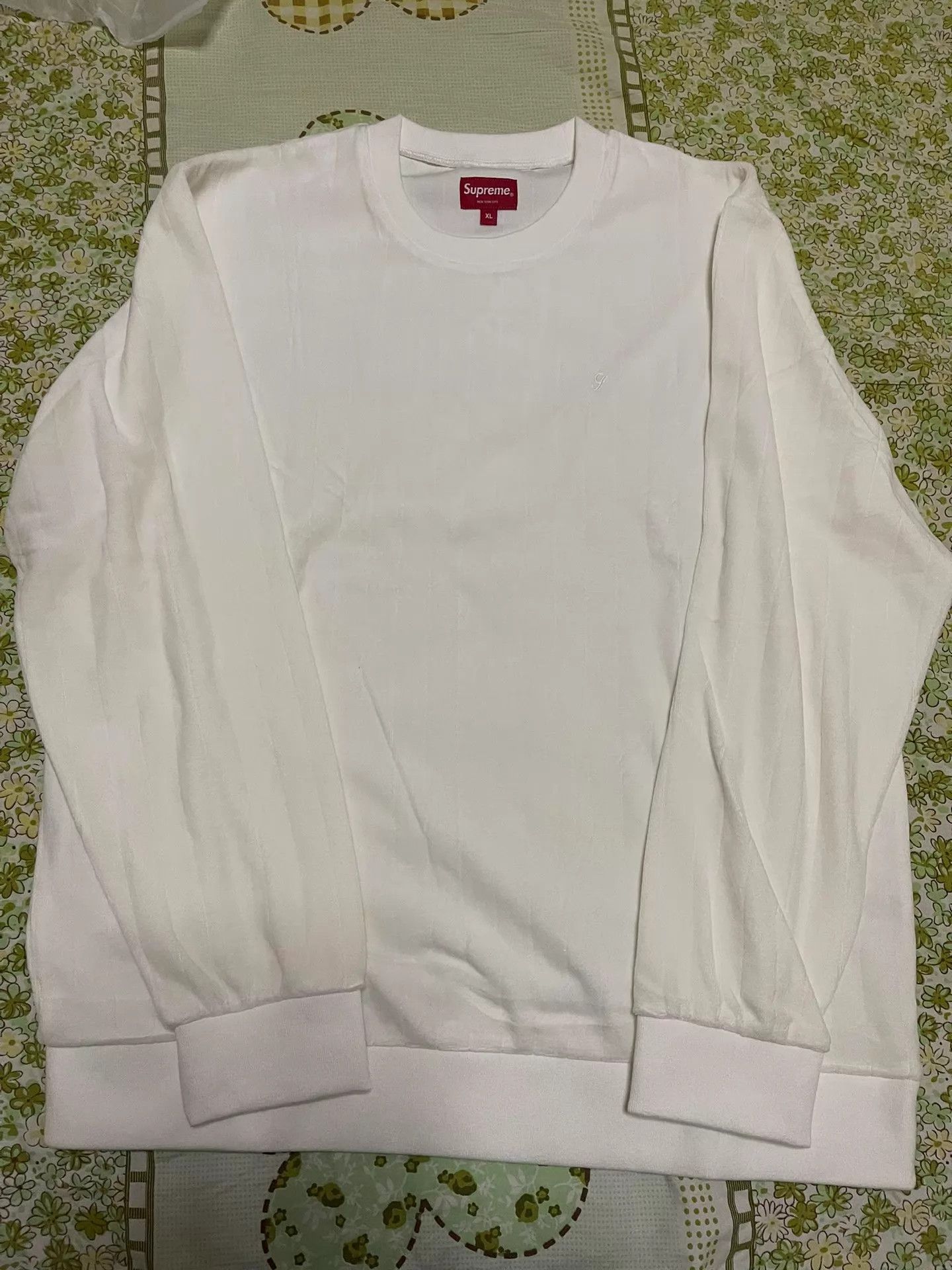 Supreme Supreme Ribbed Velour Crewneck White XL New Size US XL / EU 56 / 4 - 1 Thumbnail