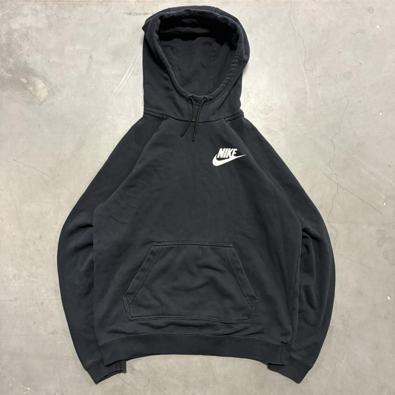 Nike Crazy Vintage Y2K/2000s Nike Black Swoosh Essential Streetwear Hoodie! Size US S / EU 44-46 / 1 - 1 Thumbnail