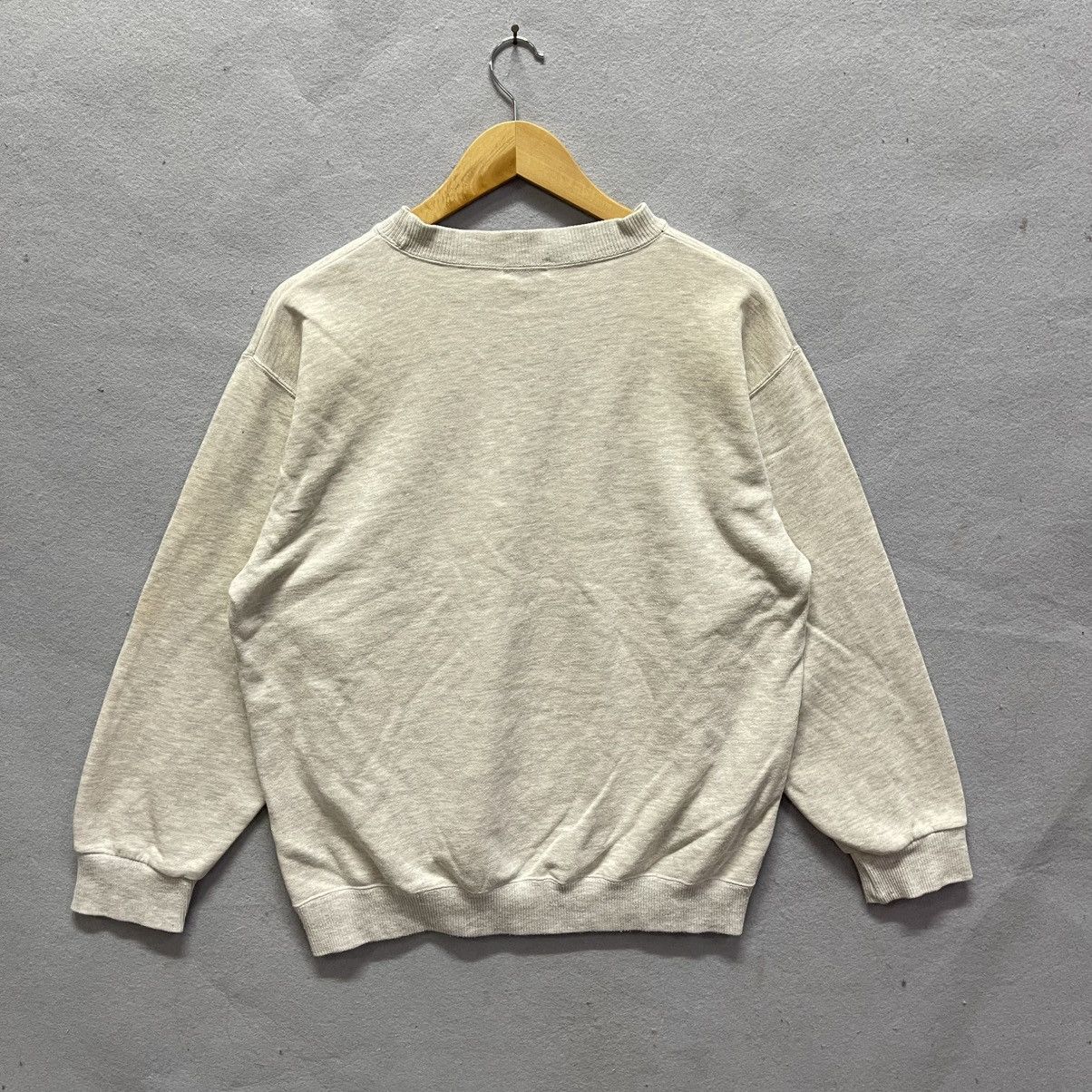 Disney Vintage 90s Winnie the Pooh Sweatshirt by Dia Club – Disney Size US M / EU 48-50 / 2 - 6 Thumbnail
