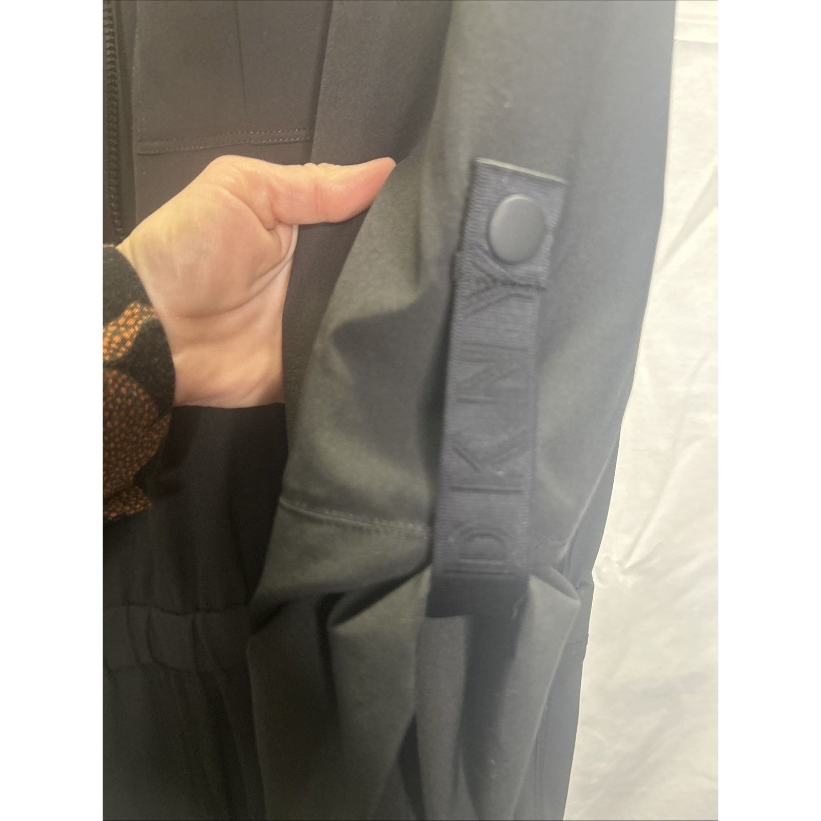 DKNY DKNY Black Utility Cargo Jumpsuit Womans L Tab Sleeve Travel Size 29" - 10 Thumbnail