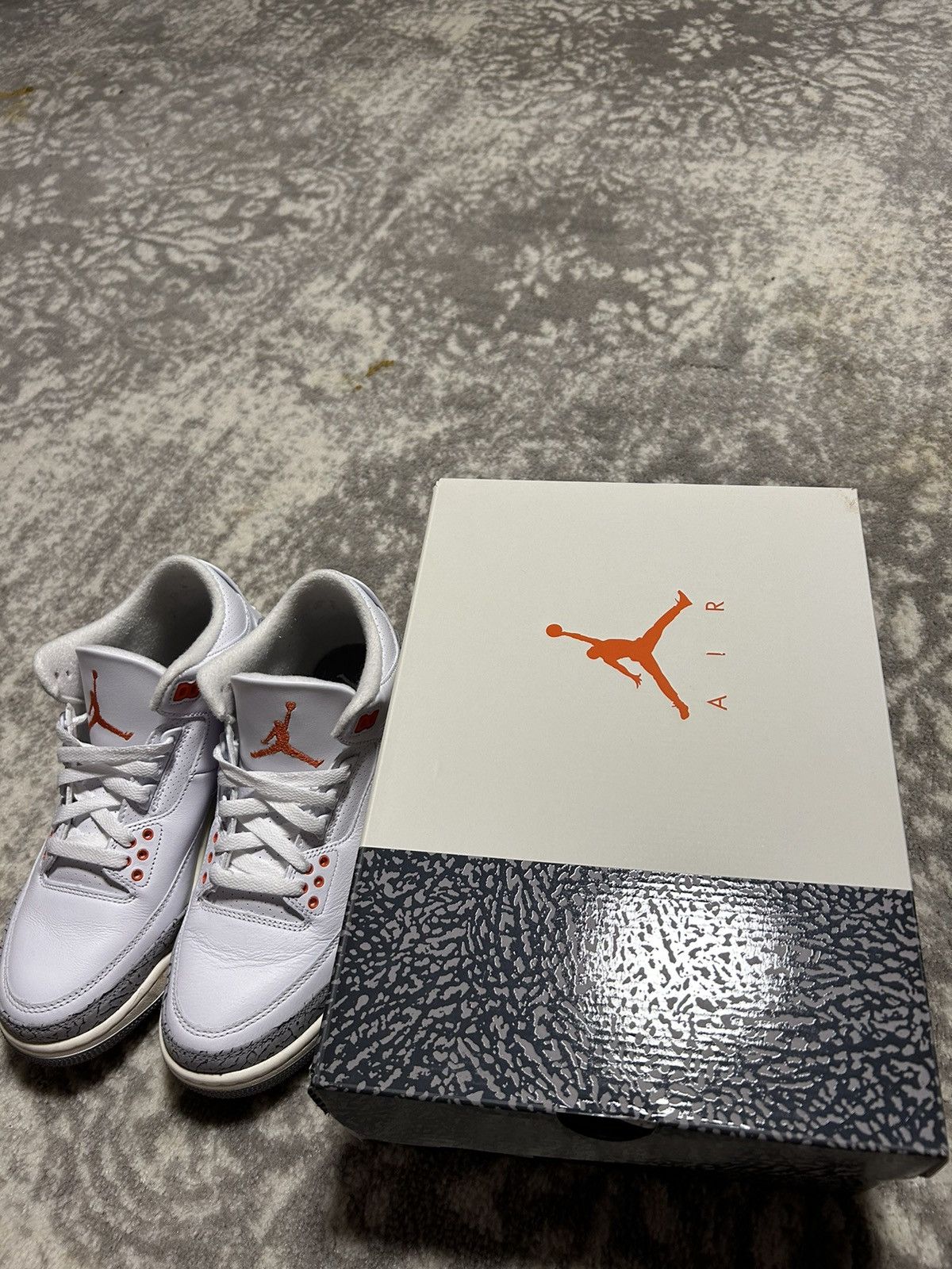Jordan Brand Jordan 3 Georgia Peach 9.5W Size US 9.5 / IT 39.5 - 10 Thumbnail