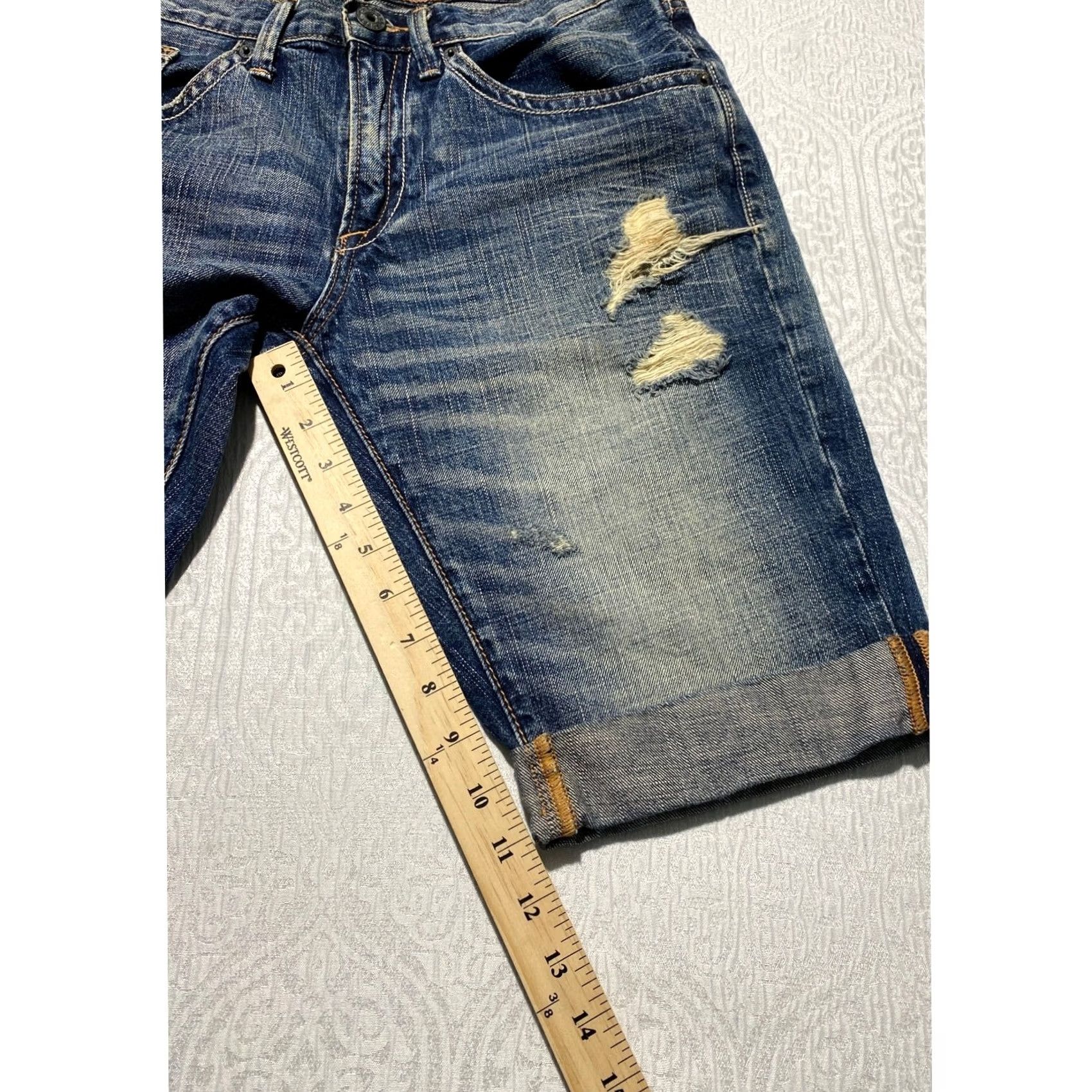 Express Express Jeans Rocco Slim Fit Low Rise Distressed Denim Shorts Mens 30 Blue Size US 30 / EU 46 - 4 Thumbnail