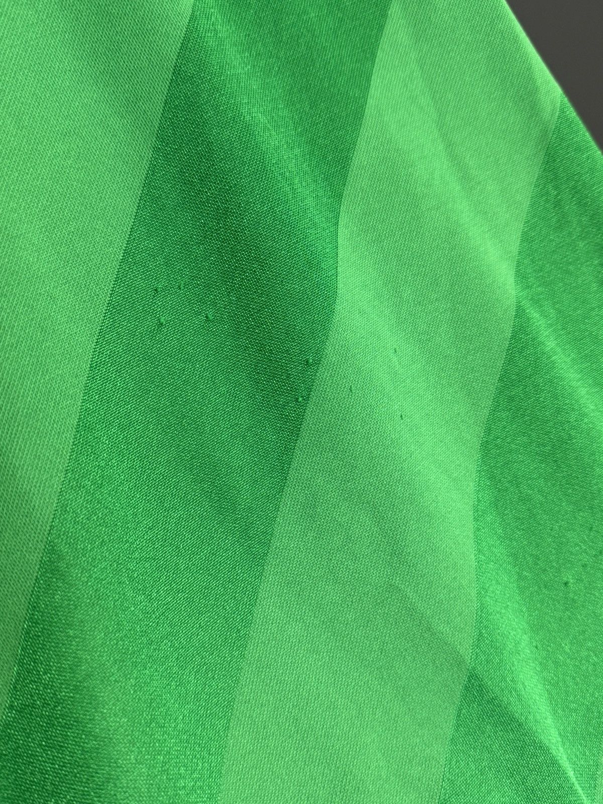 Umbro Republic of Ireland 16/18 Home Football Jersey Size US XL / EU 56 / 4 - 14 Thumbnail