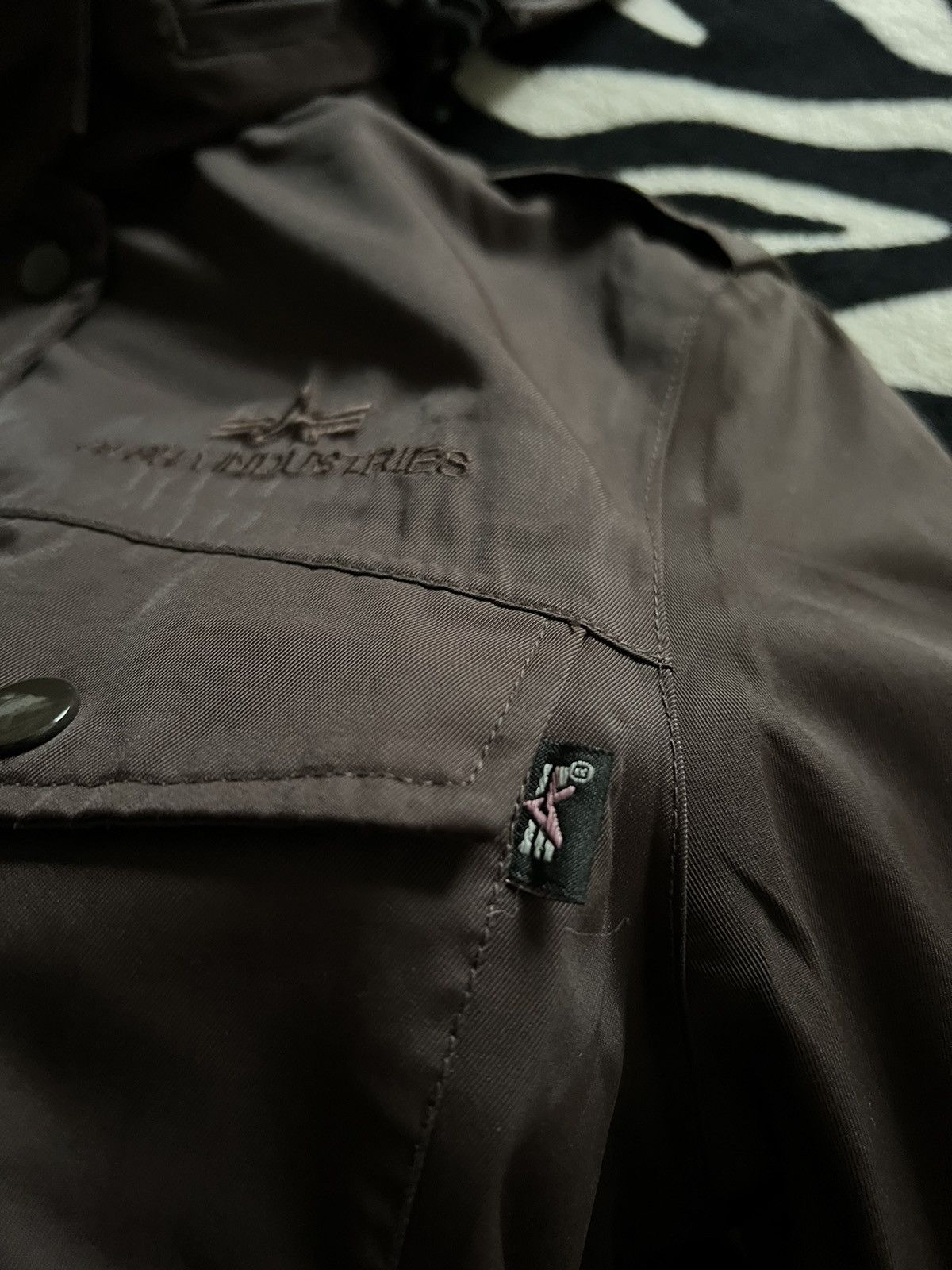Alpha Industries Alpha Industries ski jacket rare vintage belted size M Size M / US 6-8 / IT 42-44 - 6 Thumbnail