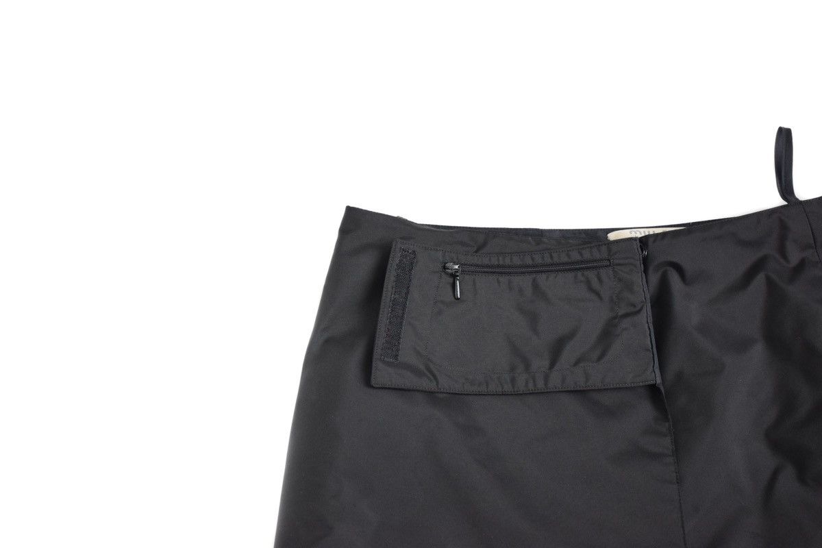 Miu Miu Miu Miu S/S1999 Padded Polyester Skirt with Hidden Pockets Size 30" / US 8 / IT 44 - 4 Thumbnail