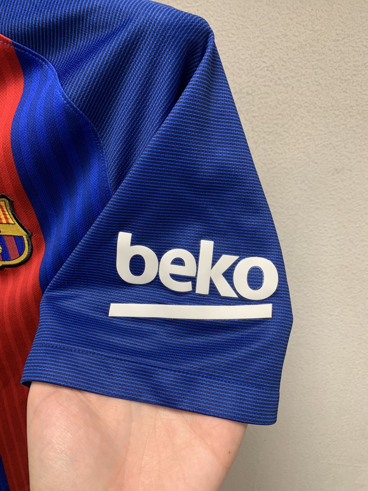 Nike Barcelona Nike soccer jersey world championship 2015 M size Size US M / EU 48-50 / 2 - 7 Thumbnail