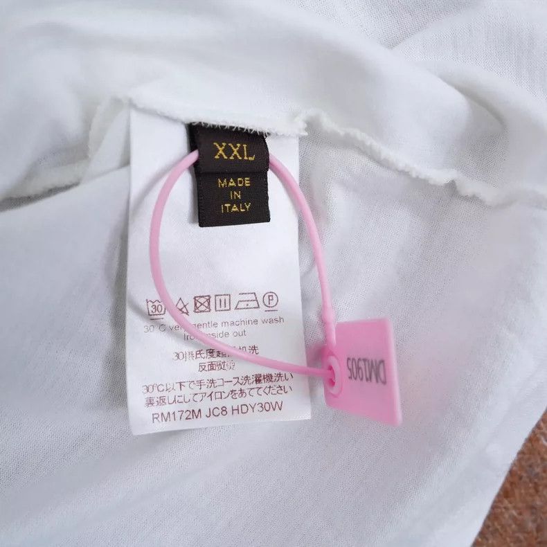 Louis Vuitton Louis Vuittion x Fragment Design Short Sleeve TShirt-2506 Size US XXL / EU 58 / 5 - 5 Thumbnail