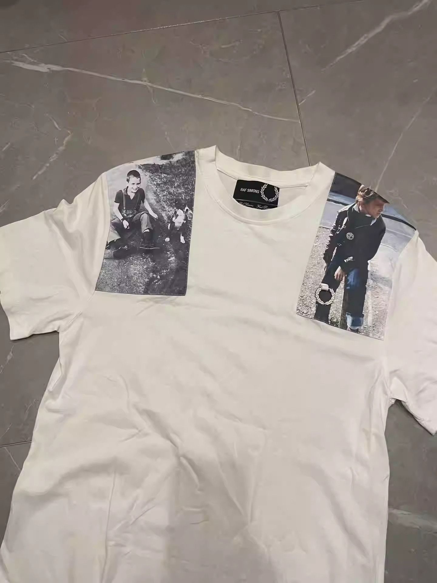 Raf Simons Family Portrait プリント Tシャツ