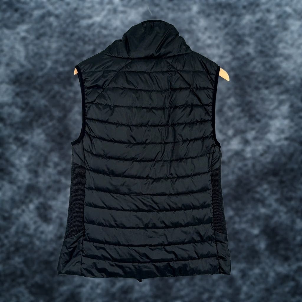 Champion Champion Puffer Vest Women M Black Full Zip Lined Polyester Pocketed Quilted Slim Regular Vest Size M / US 6-8 / IT 42-44 - 1 Thumbnail