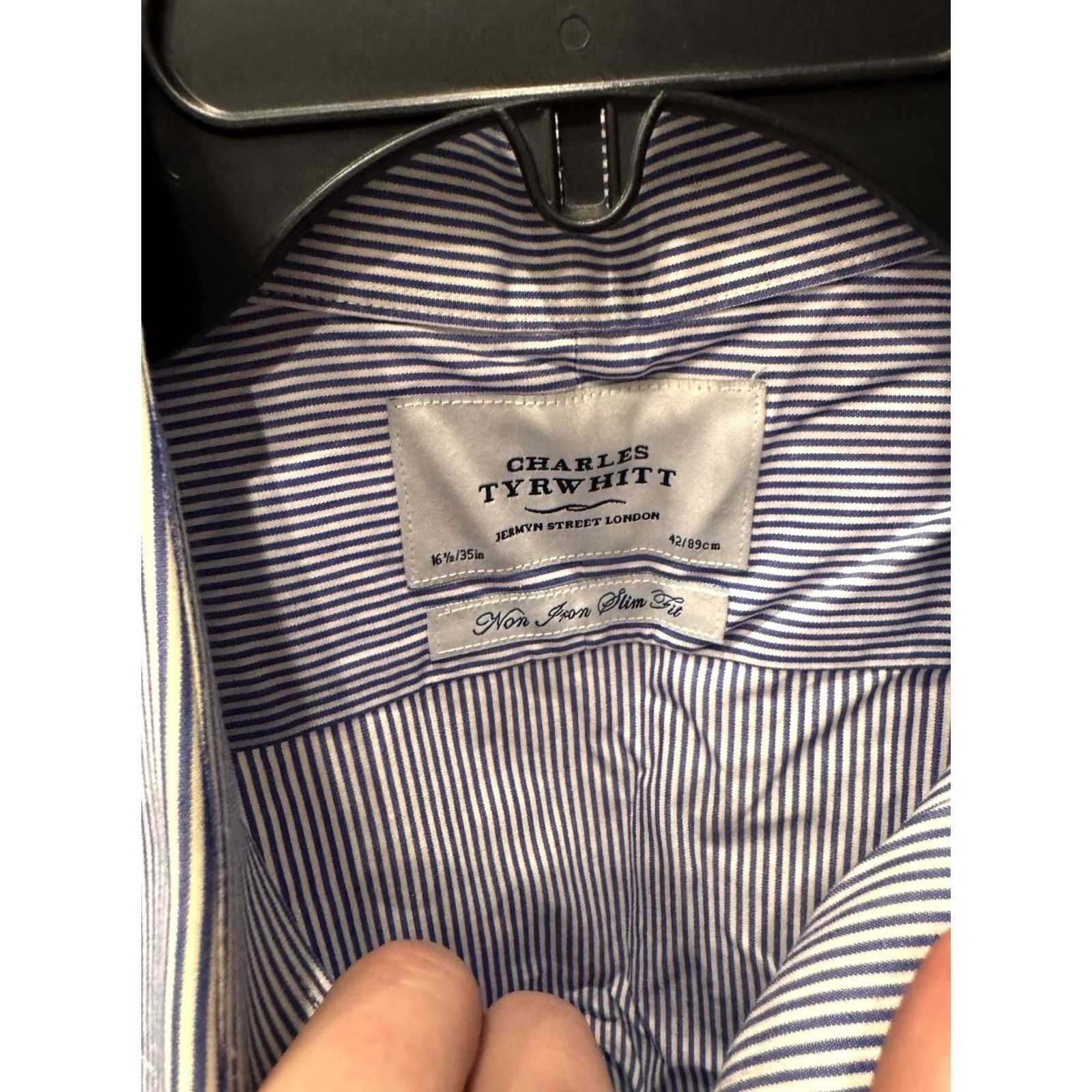 Charles Tyrwhitt Charles tyrwhitt Blue Stripe LONG SLEEVE SHIRT Large L 16.5 x 35 Slim Men Size US L / EU 52-54 / 3 - 3 Thumbnail