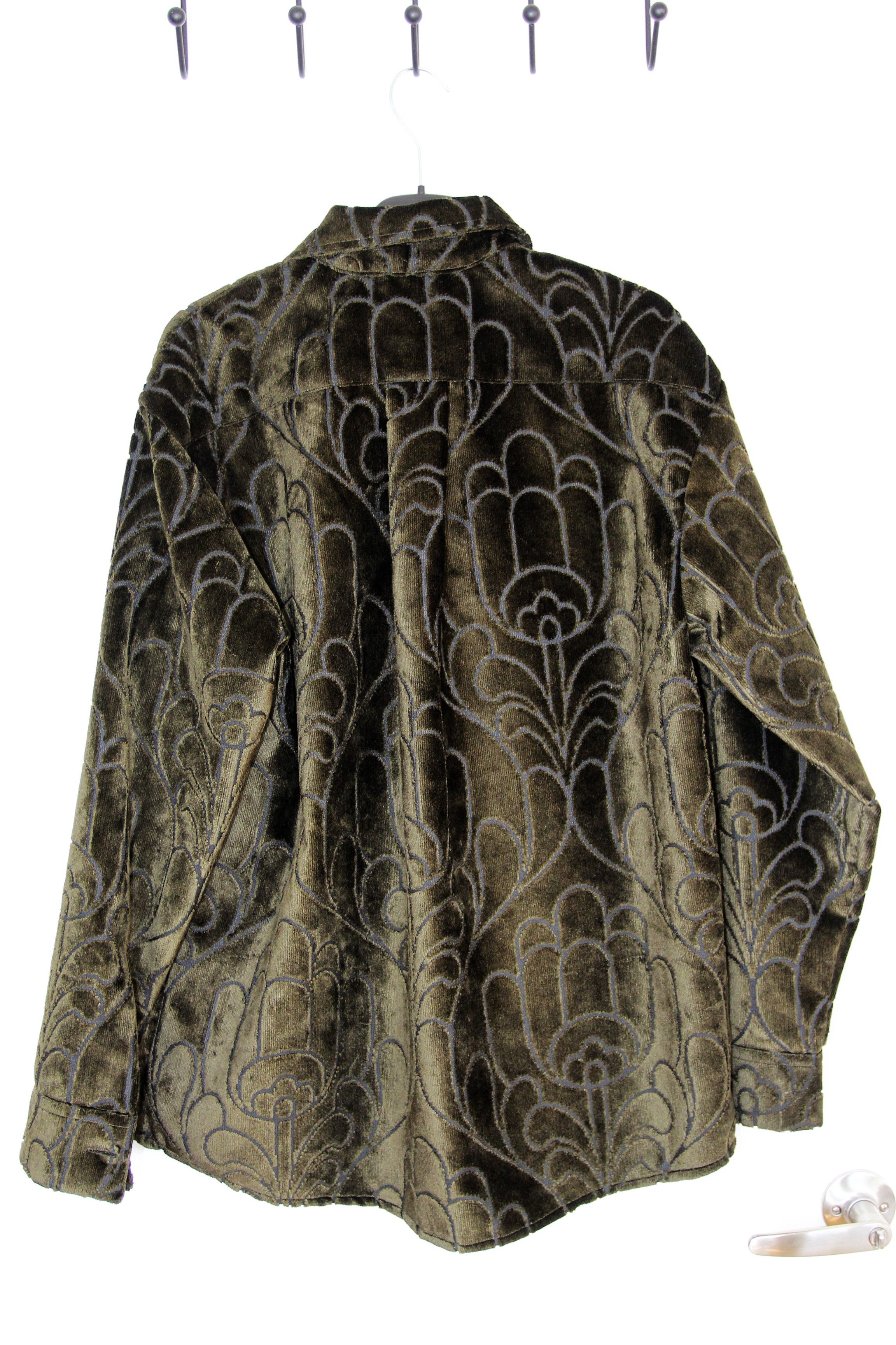 Other BNWT AW24 ECOLE DE PENSEE VELVET JACQUARD OVERSHIRT S Size US S / EU 44-46 / 1 - 3 Thumbnail