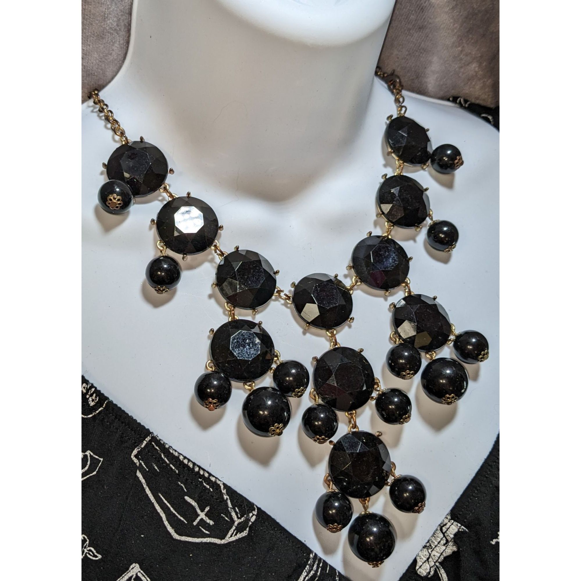 Other Glam Goth Statement Necklace With Black Faceted Gems Size ONE SIZE - 2 Thumbnail