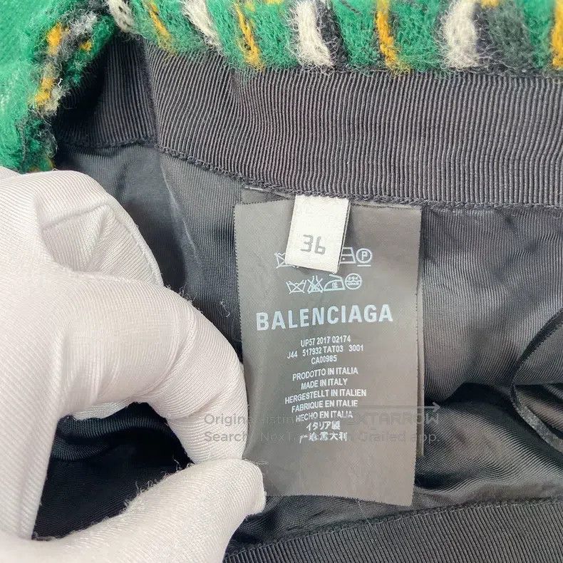 Balenciaga Balenciaga Tartan Pleated Skirt Size 35" - 8 Thumbnail