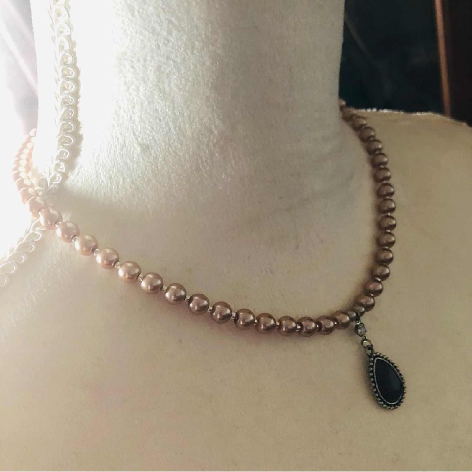 Handmade Handcrafted repurpose grey moon glow teardrop Pearl necklace Size ONE SIZE - 3 Thumbnail