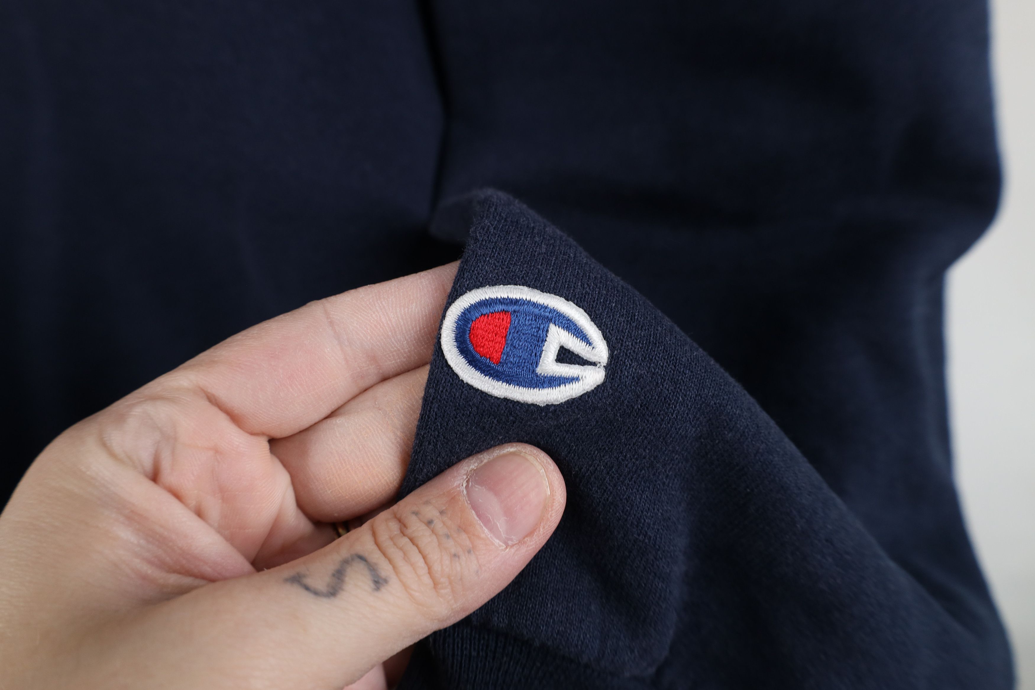 Champion Vintage 90s Champion John Carroll University Sweatshirt Blue Size US M / EU 48-50 / 2 - 4 Thumbnail
