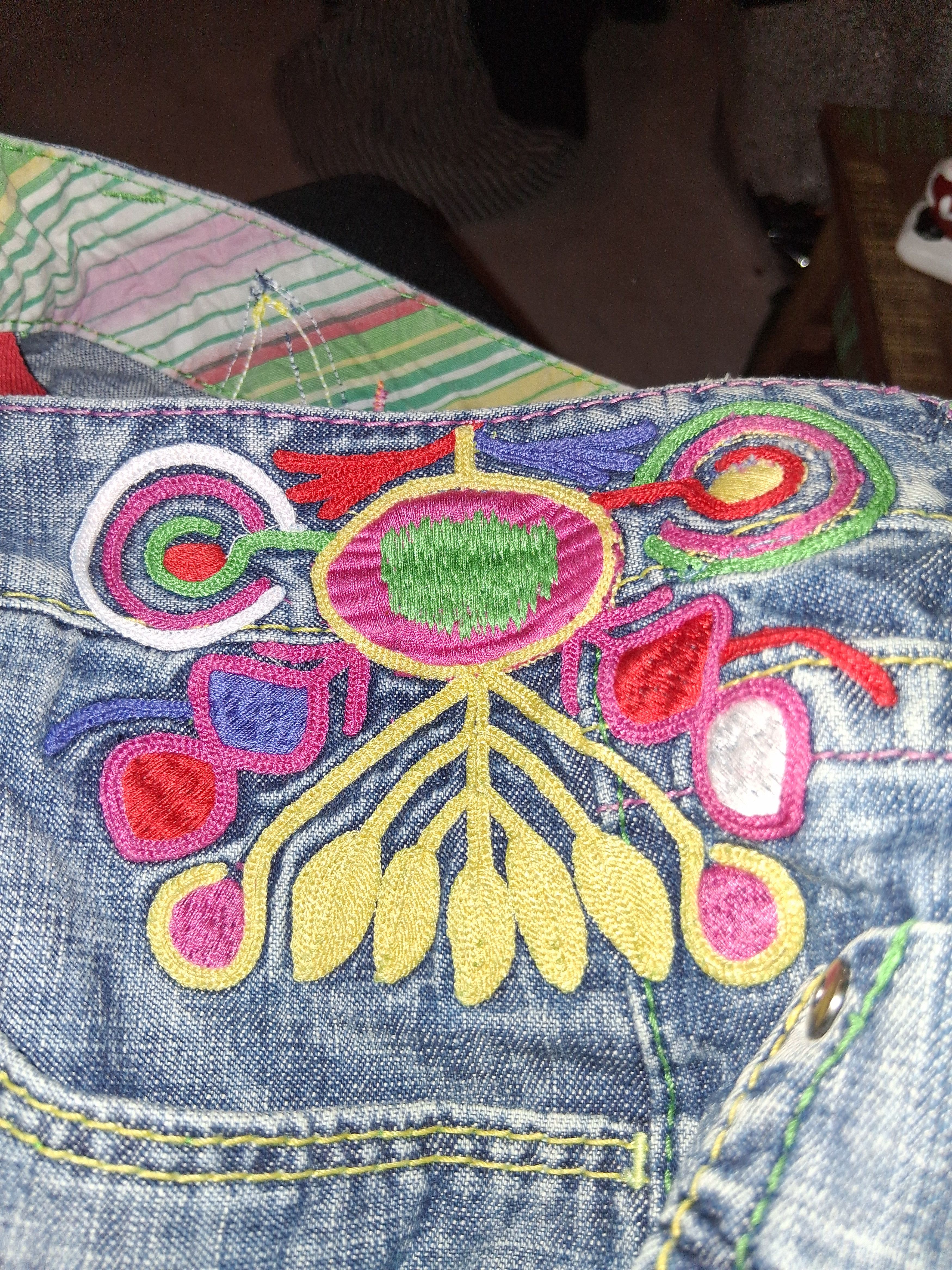 Miss Sixty DS Vintage MISS SIXTY Y2K Butterfly Embroidered Denim Shorts Size 29" - 4 Thumbnail
